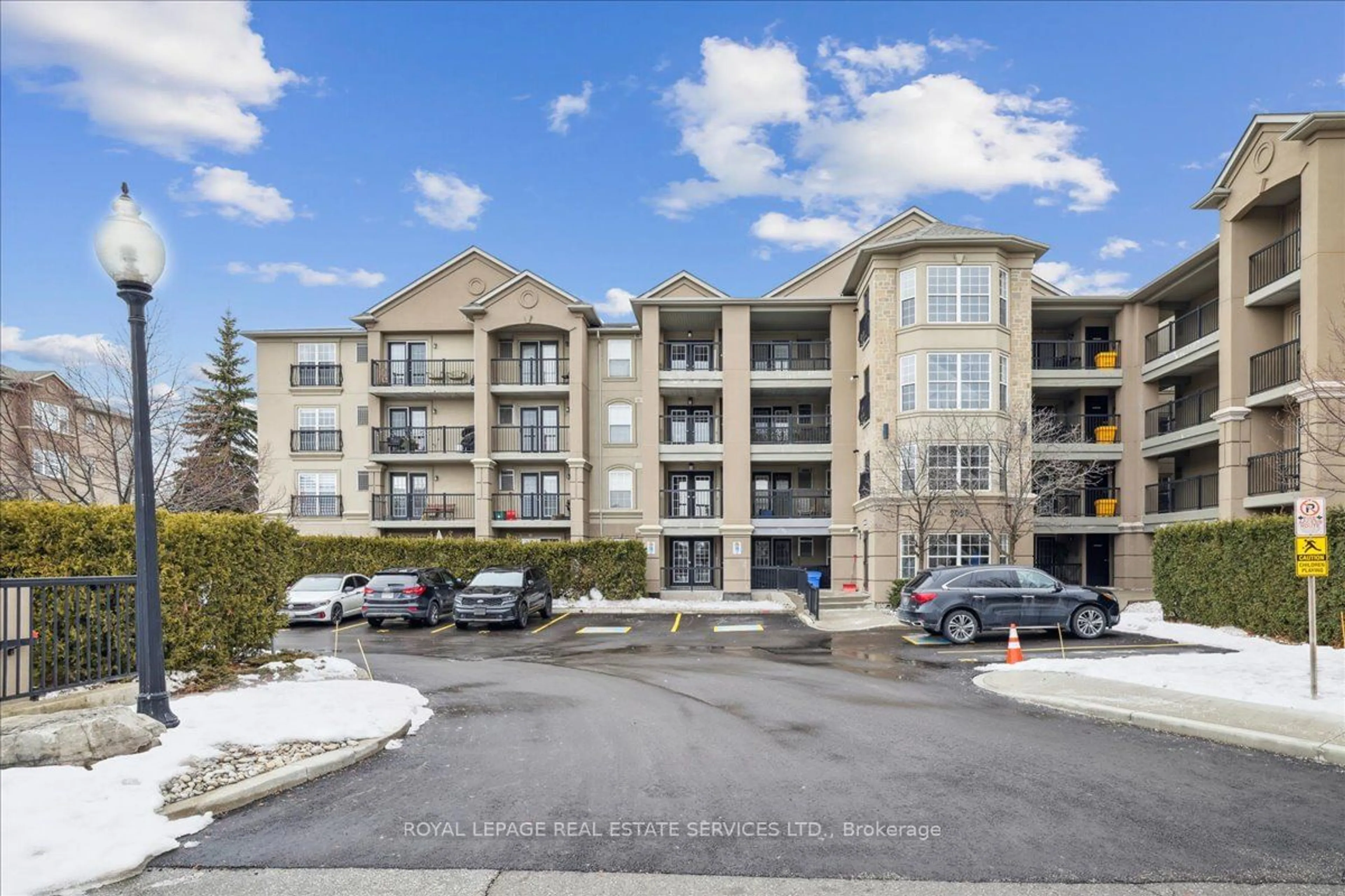 A pic from outside/outdoor area/front of a property/back of a property/a pic from drone, water/lake/river/ocean view for 2055 Appleby Line #306, Burlington Ontario L7L 7H1