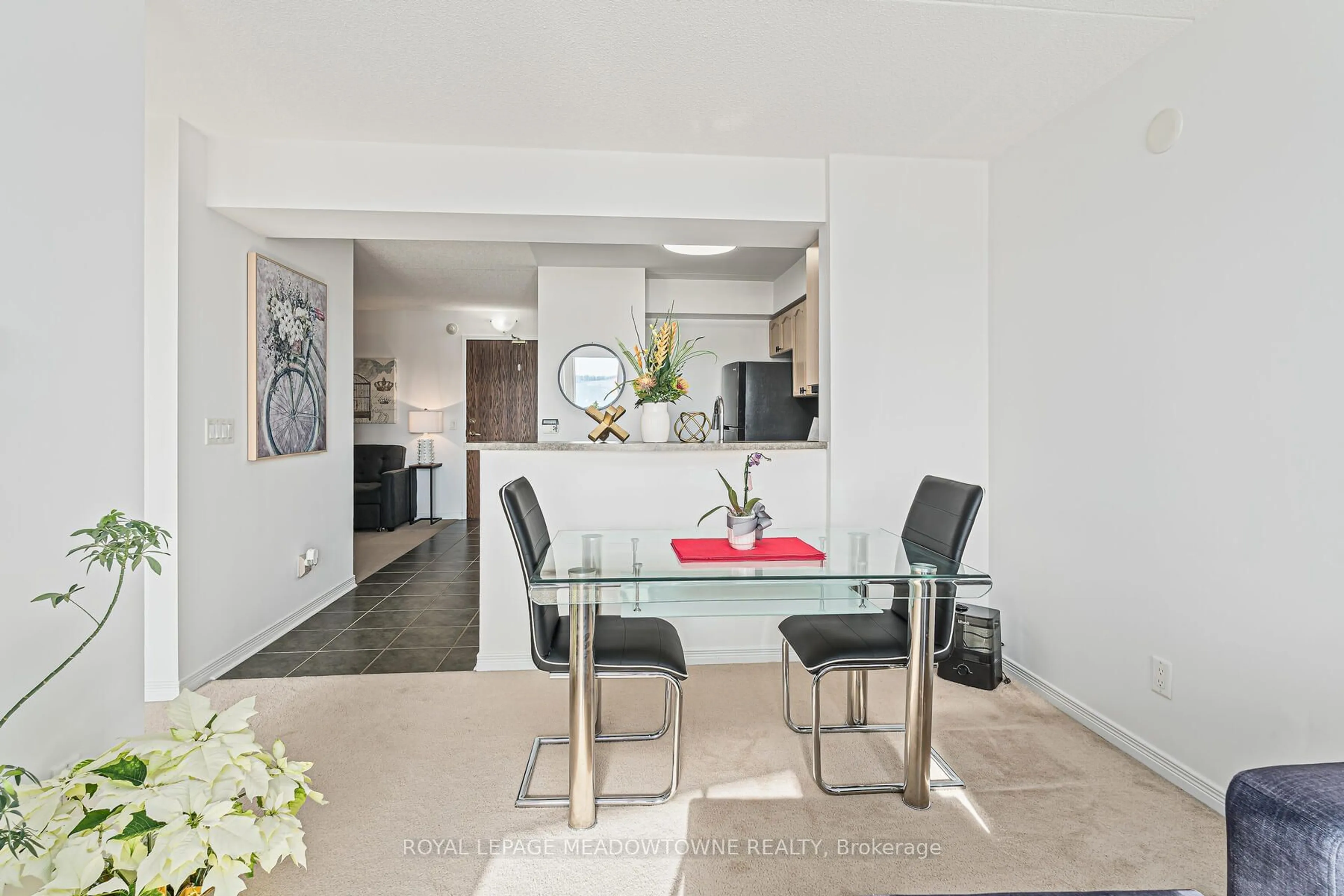 Open concept kitchen, unknown for 35 Via Rosedale Way #309, Brampton Ontario L6R 3J9