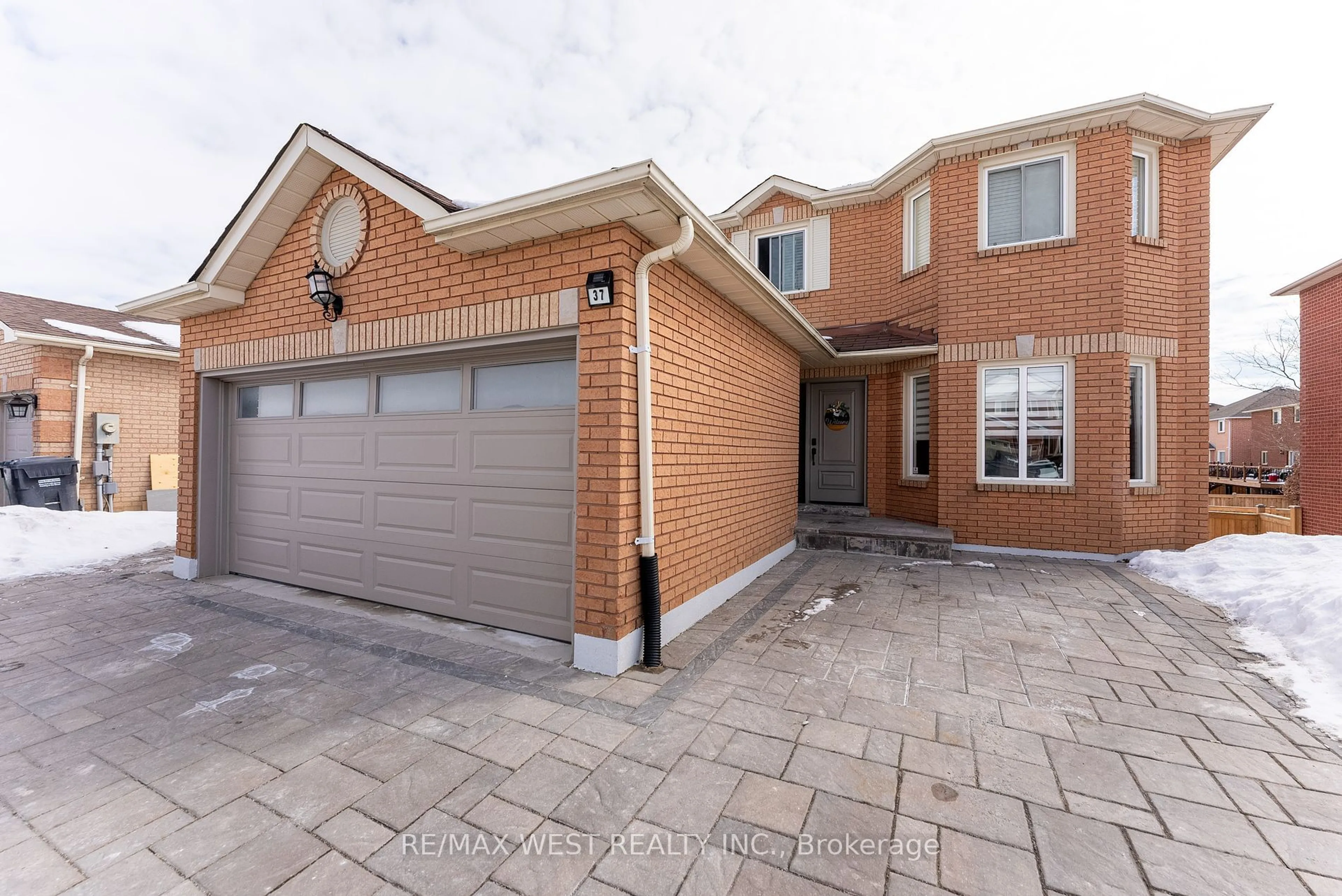 Home with brick exterior material, street for 37 Whitbread Ave, Caledon Ontario L7E 1L7