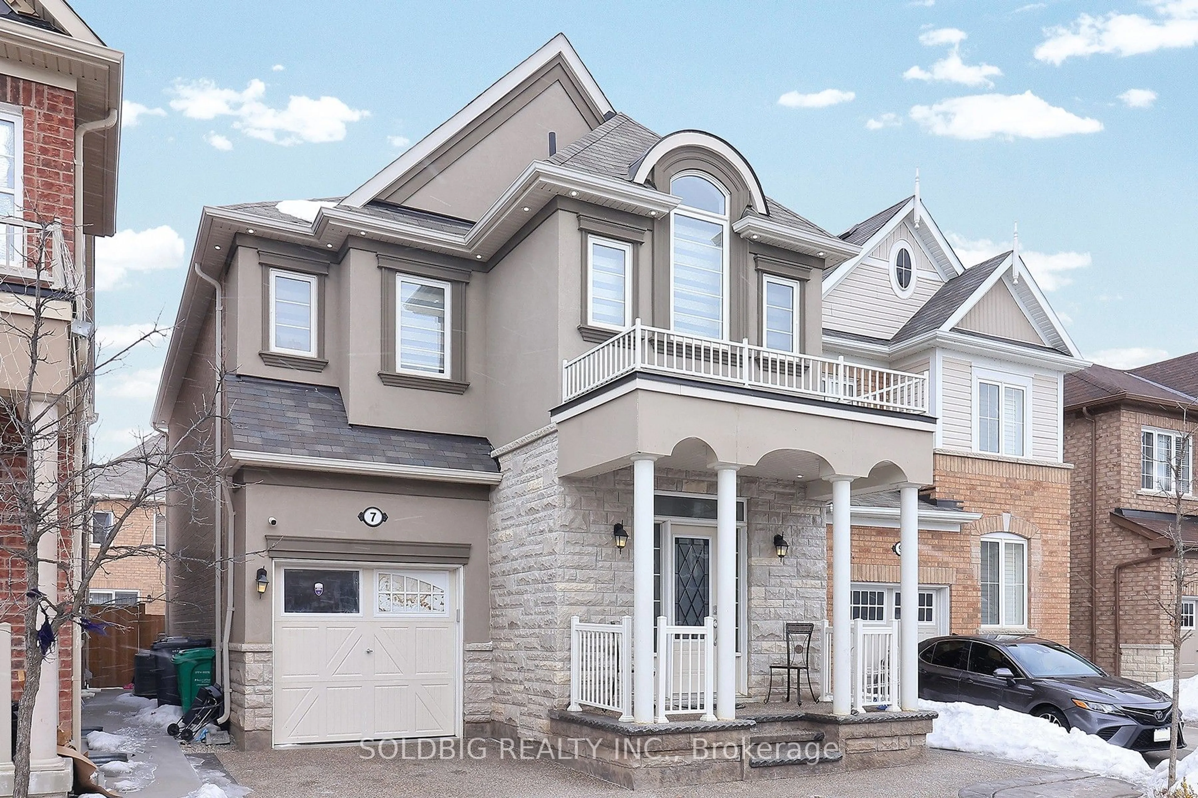 Home with brick exterior material, street for 7 CALLANDAR Rd, Brampton Ontario L7A 4V1