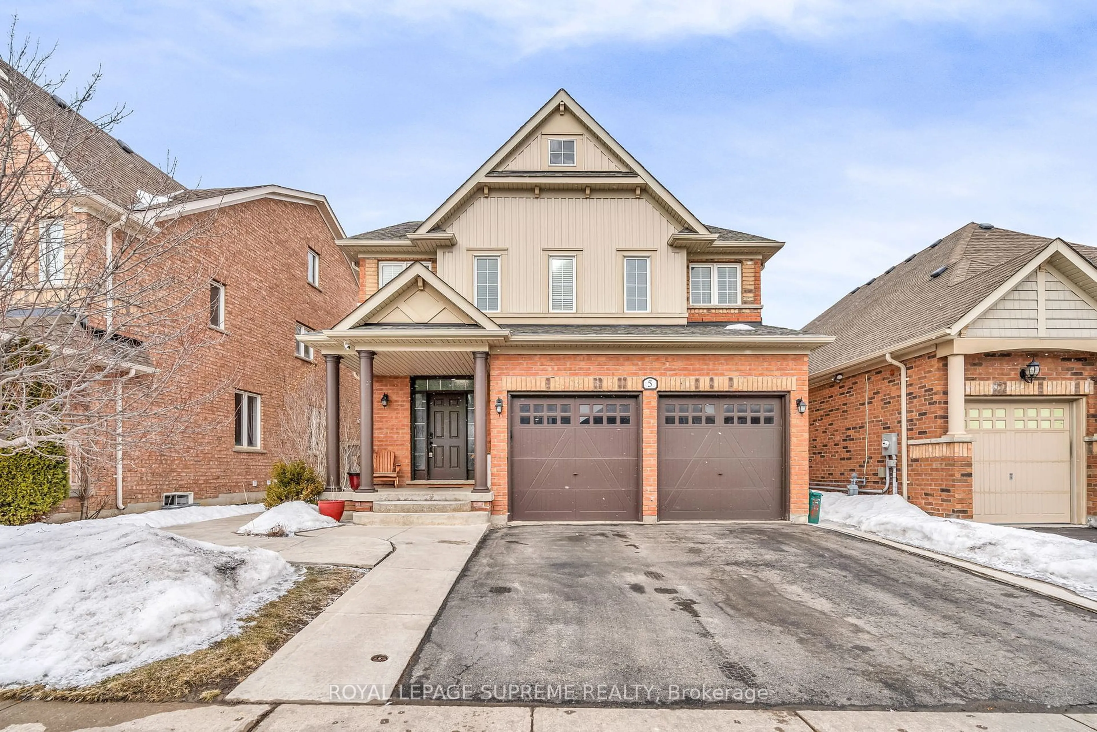 Home with brick exterior material, street for 5 Learmont Ave, Caledon Ontario L7C 3N3