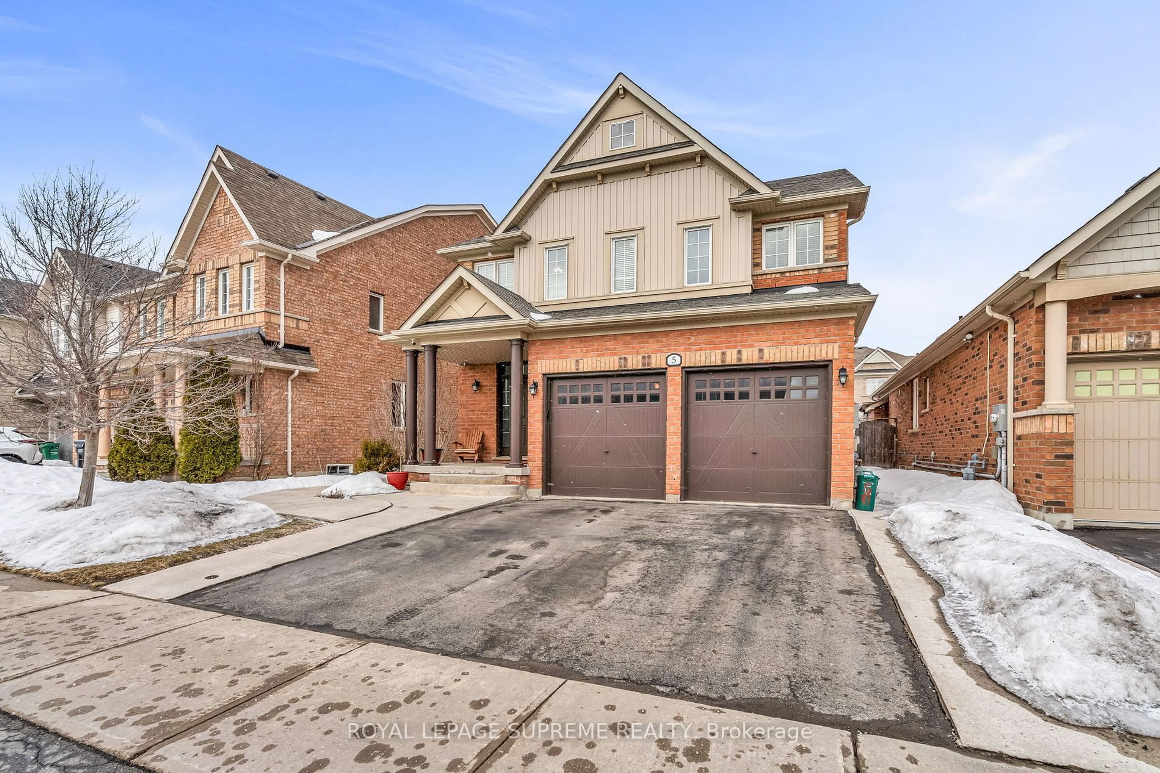 Home with brick exterior material, street for 5 Learmont Ave, Caledon Ontario L7C 3N3