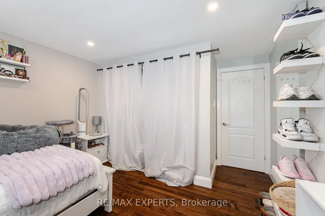 Additional property image - 92 Ambleside Dr