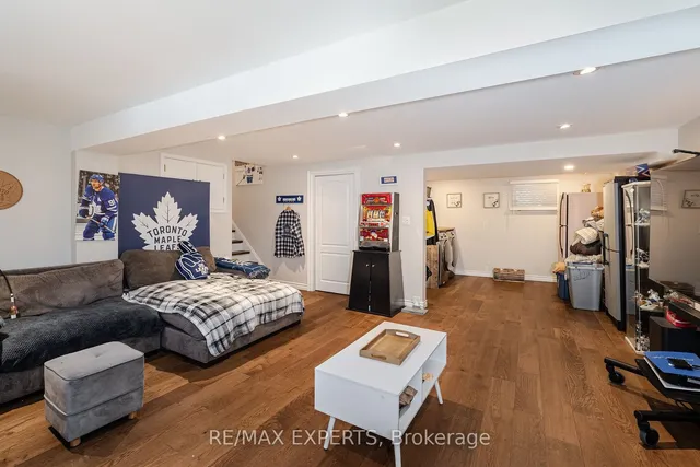 Additional property image - 92 Ambleside Dr