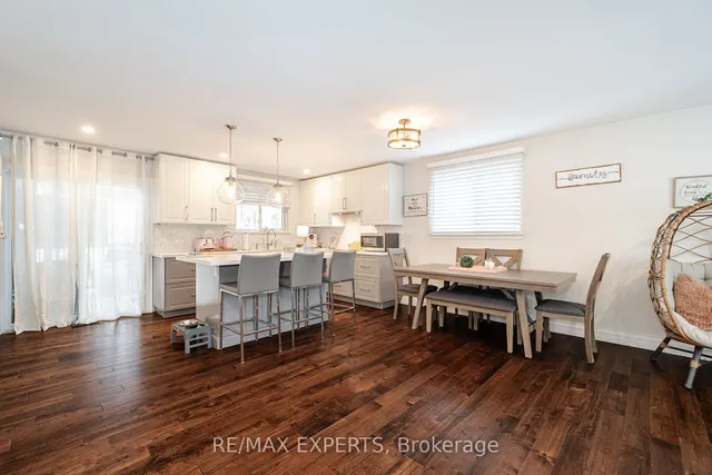 Additional property image - 92 Ambleside Dr