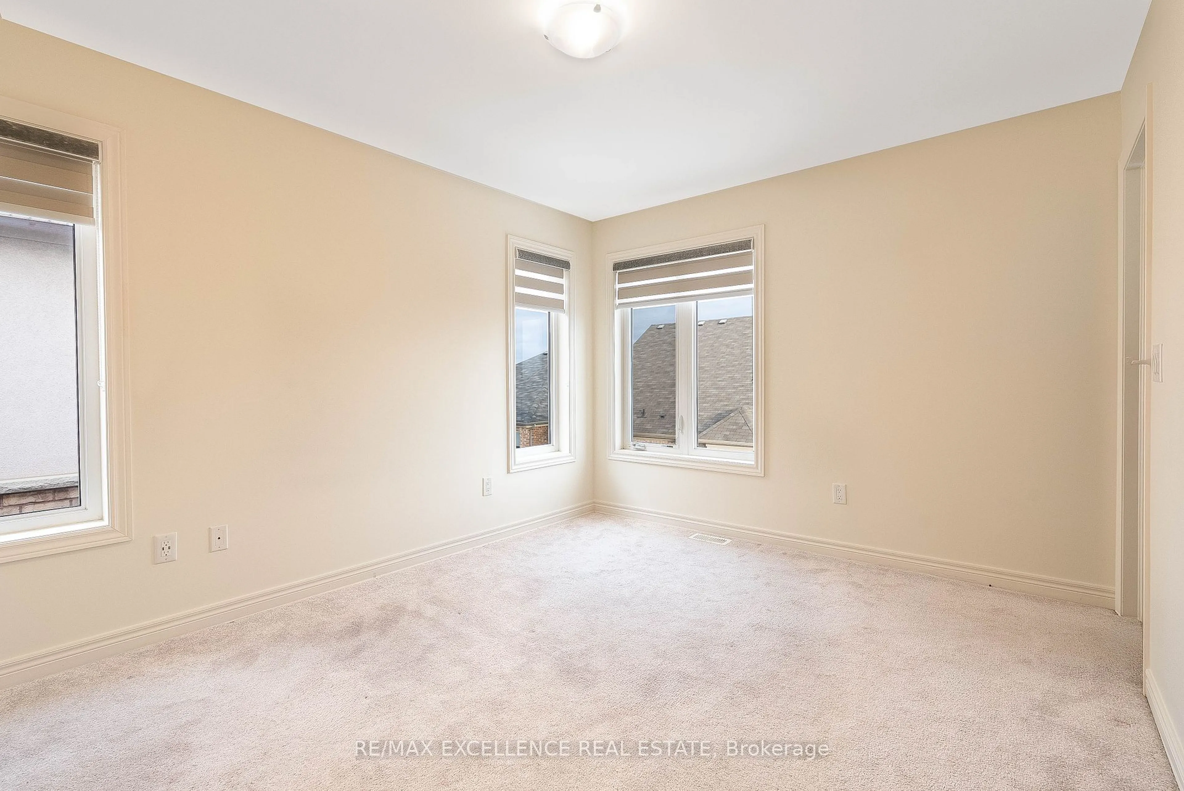 A pic of a room for 3954 THOMAS ALTON Blvd, Burlington Ontario L7M 2A4