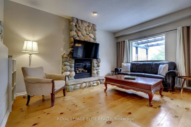 Additional property image - 2342 Woodridge Way