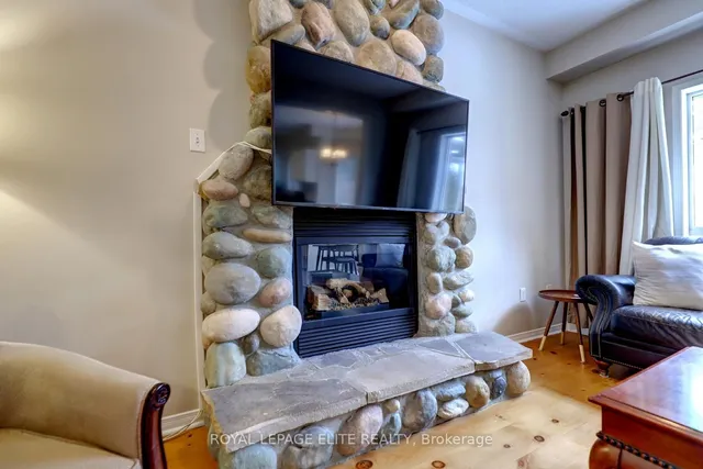 Additional property image - 2342 Woodridge Way