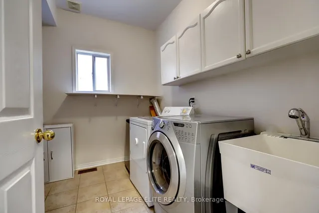 Additional property image - 2342 Woodridge Way