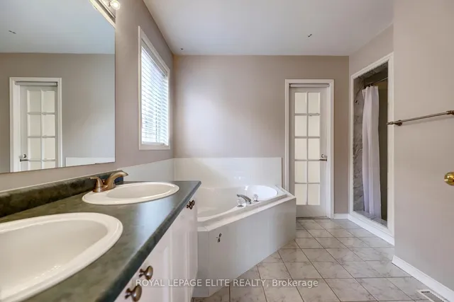 Additional property image - 2342 Woodridge Way