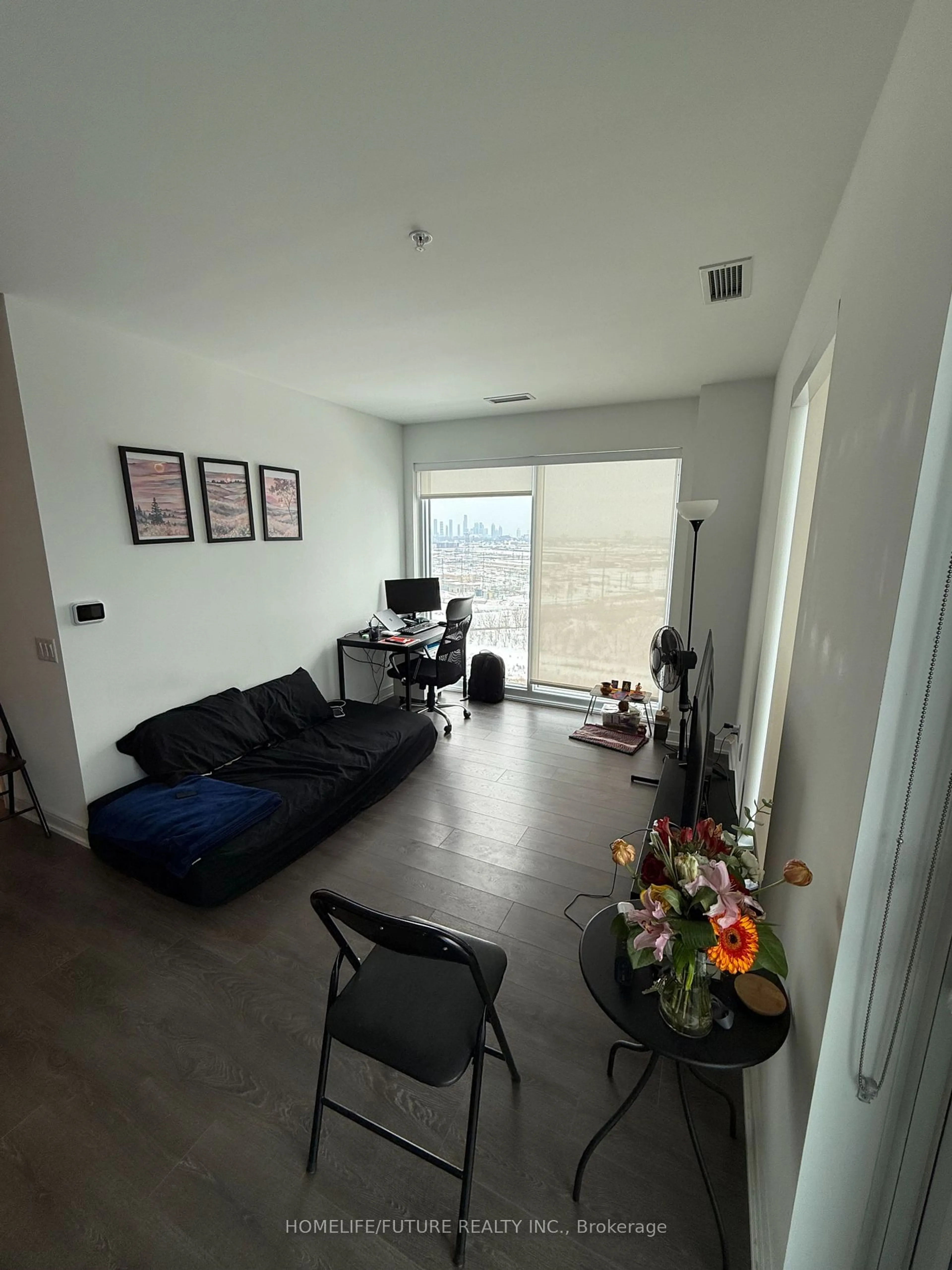 A pic of a room for 30 Samuel Wood #1310, Toronto Ontario M9N 0C9