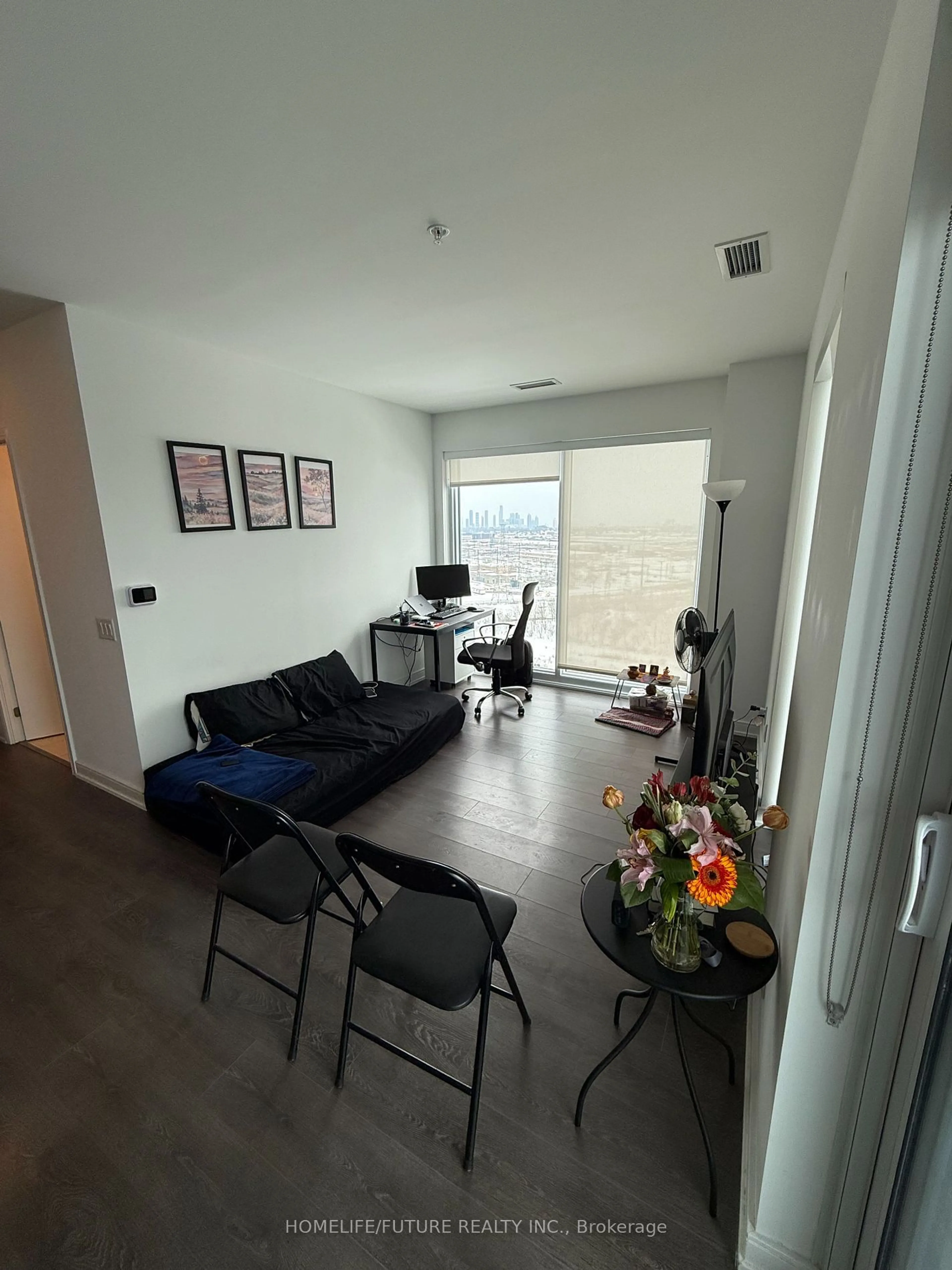 A pic of a room for 30 Samuel Wood #1310, Toronto Ontario M9N 0C9