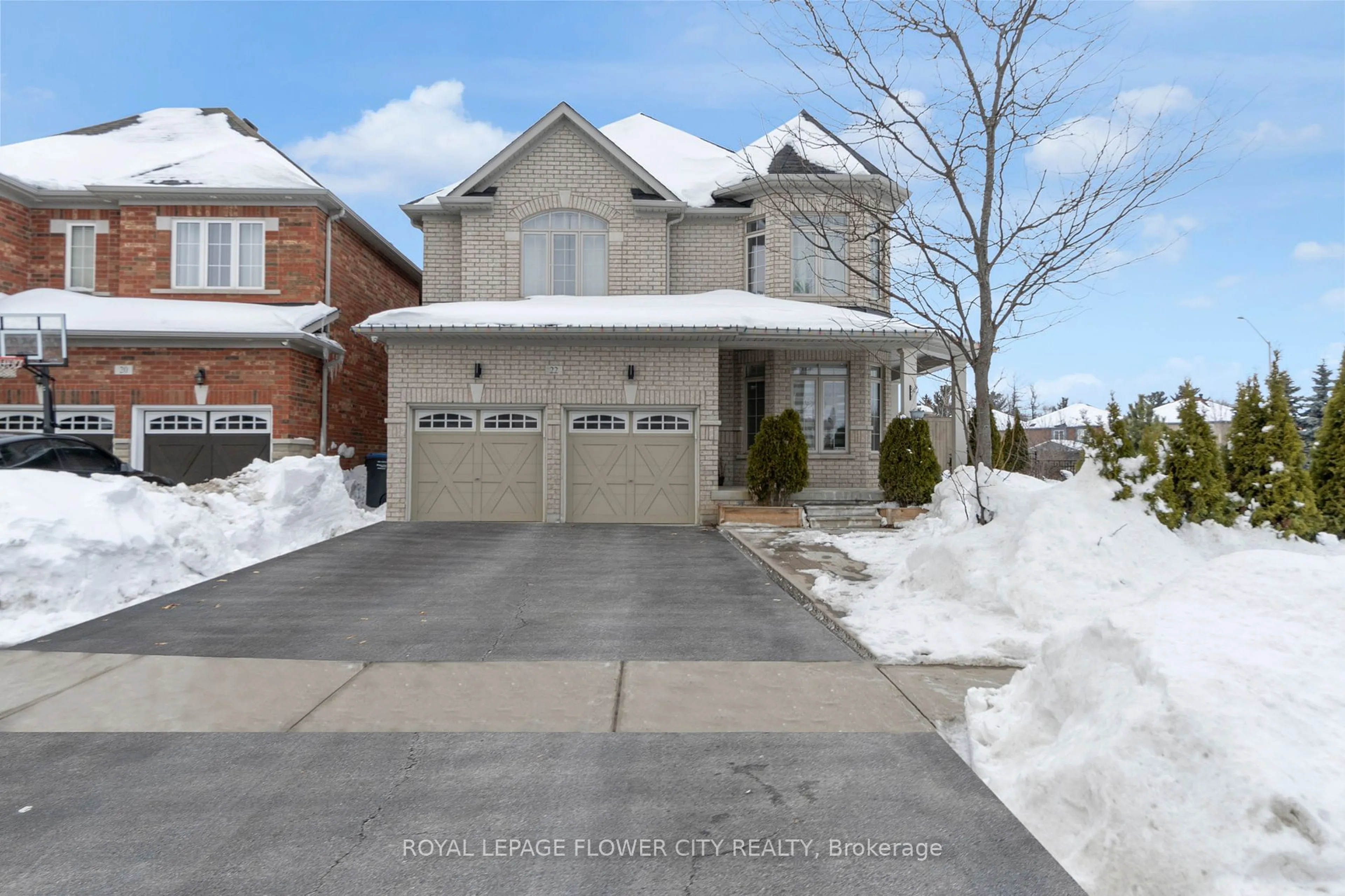 Home with brick exterior material, street for 22 Vanwood Cres, Brampton Ontario L6P 2X4