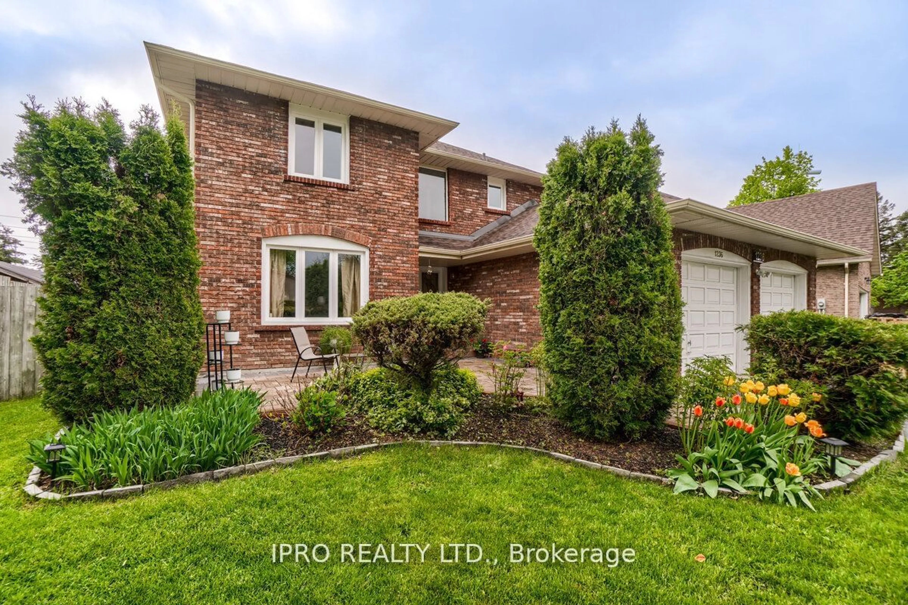 Home with brick exterior material, street for 1236 Fleet St, Mississauga Ontario L5H 3P5