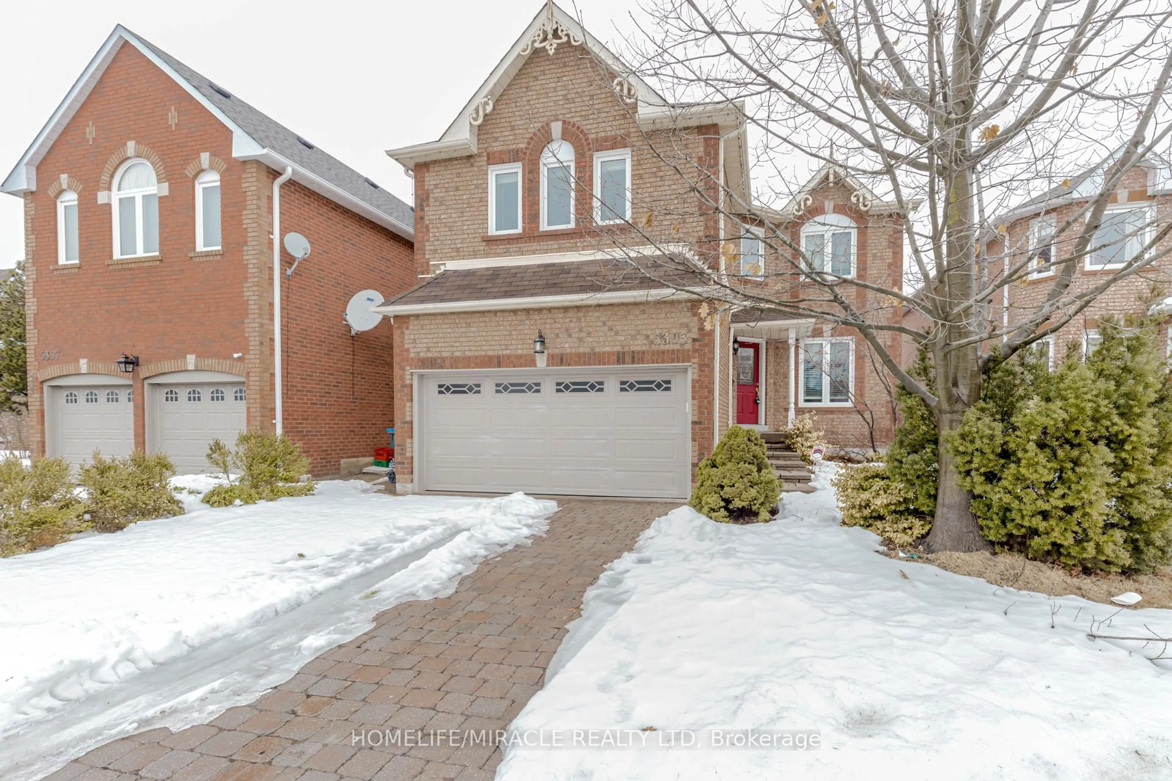 Home with brick exterior material, street for 5393 Fallingbrook Dr, Mississauga Ontario L5V 1P7