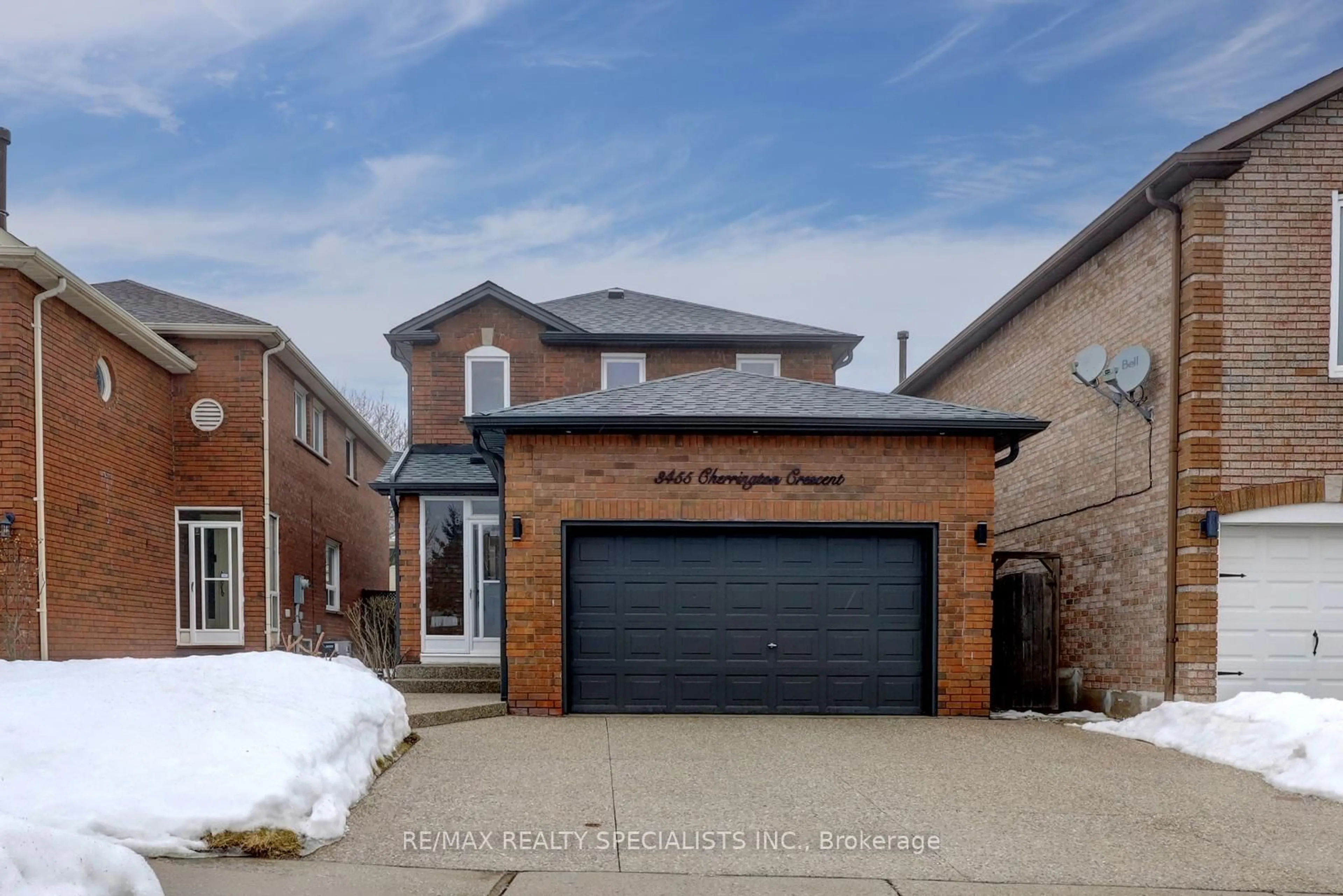 Home with brick exterior material, street for 3455 Cherrington Cres, Mississauga Ontario L5L 5B9