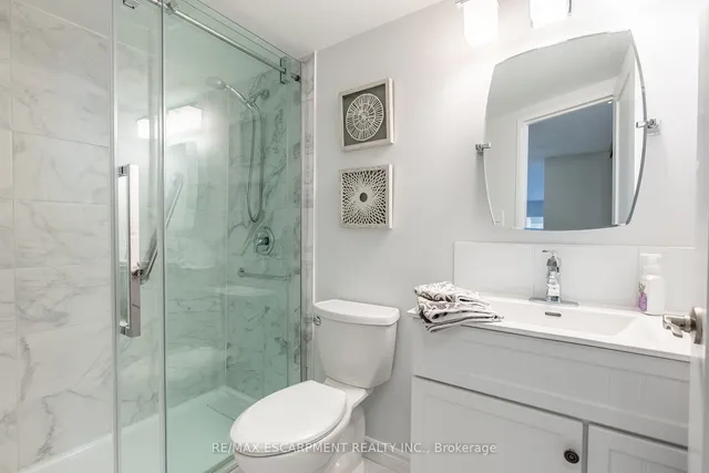 Additional property image - 2055 Upper Middle Rd Unit 306
