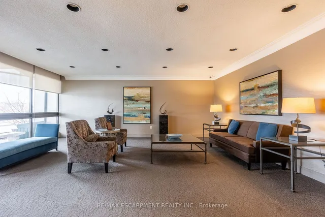 Additional property image - 2055 Upper Middle Rd Unit 306
