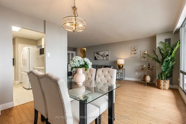 Additional property image - 2055 Upper Middle Rd Unit 306