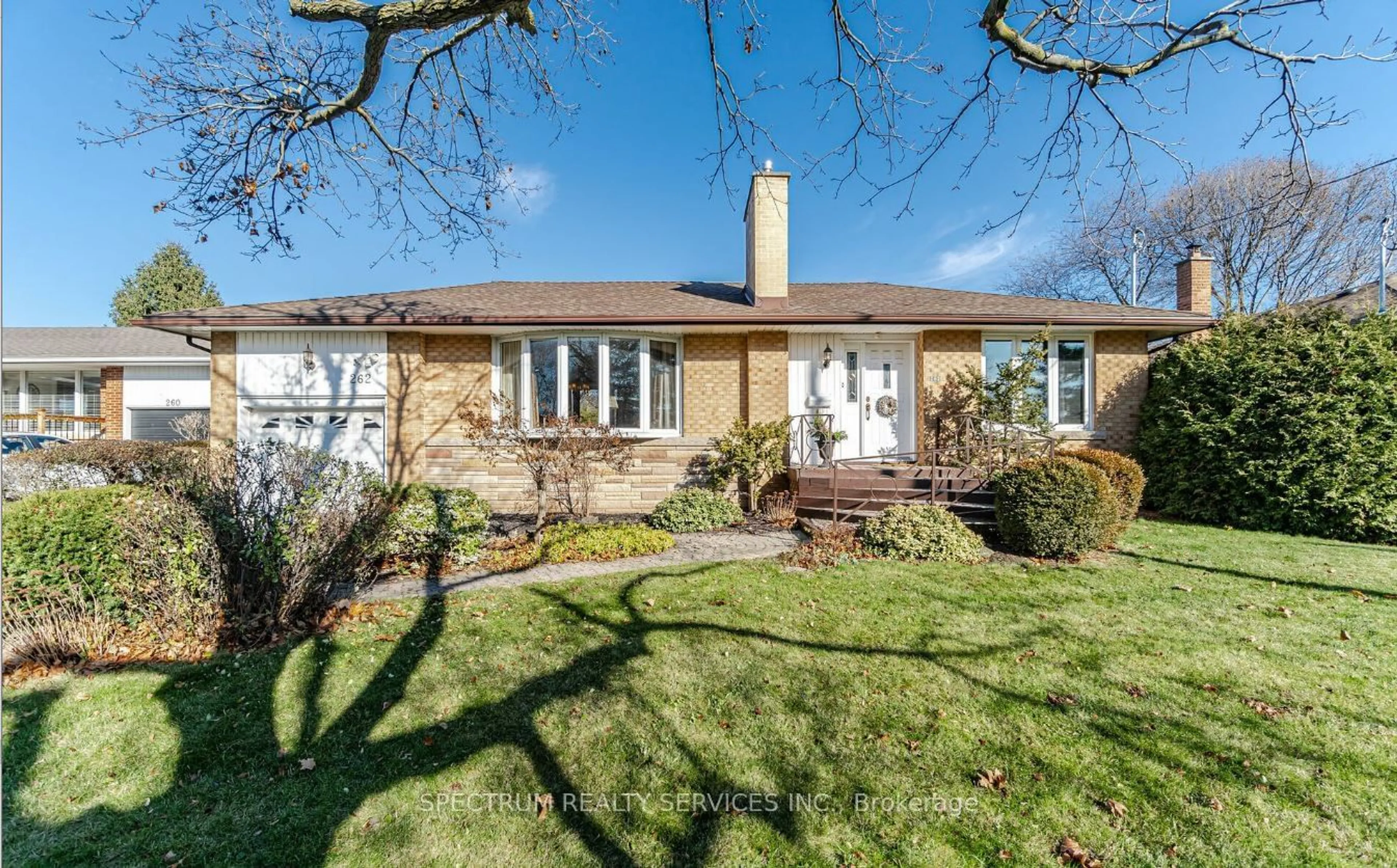 Unknown for 262 Wales Cres, Oakville Ontario L6L 3X7