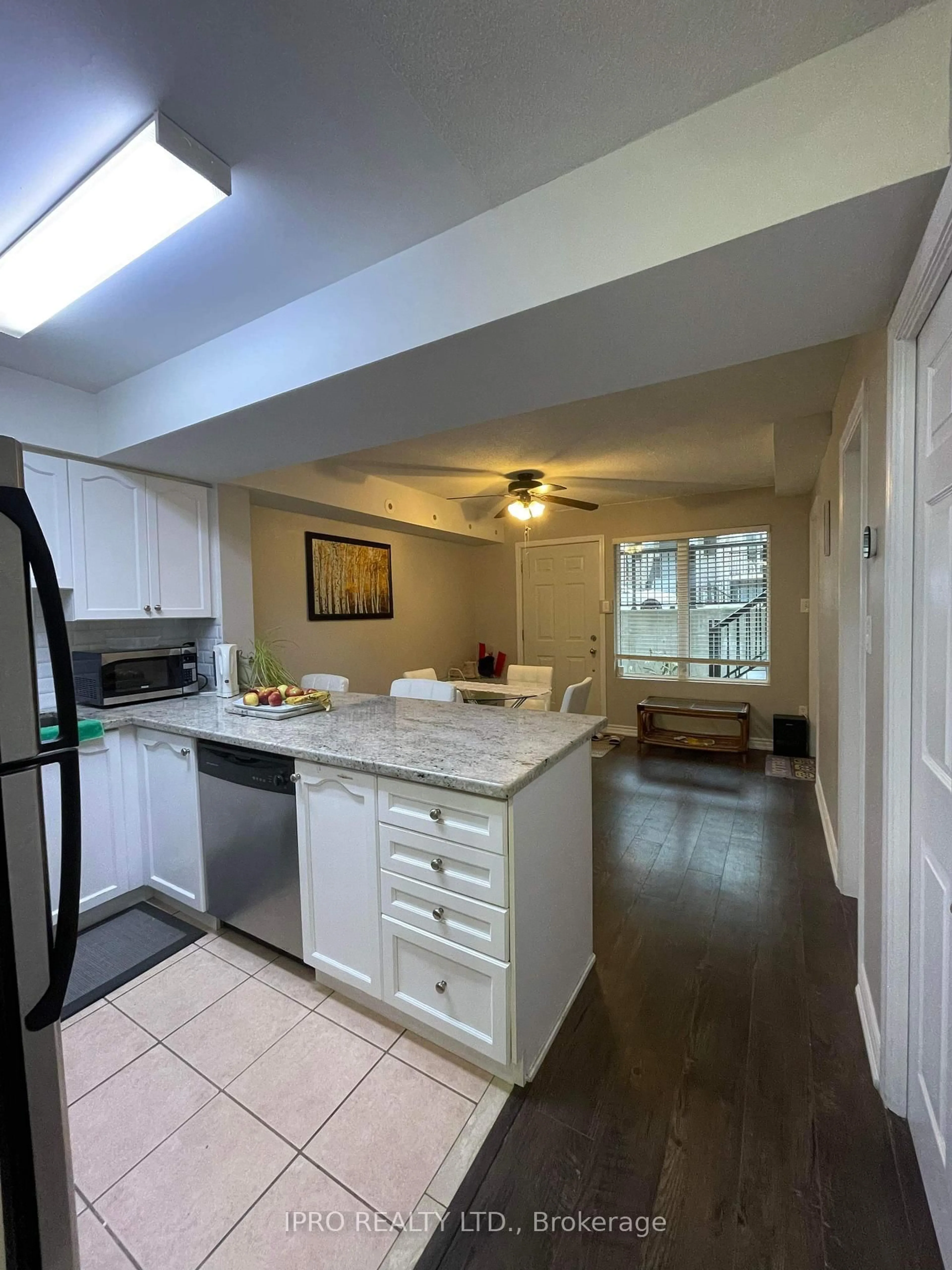 Open concept kitchen, unknown for 85 George Appleton Way #1013, Toronto Ontario M3M 0A2