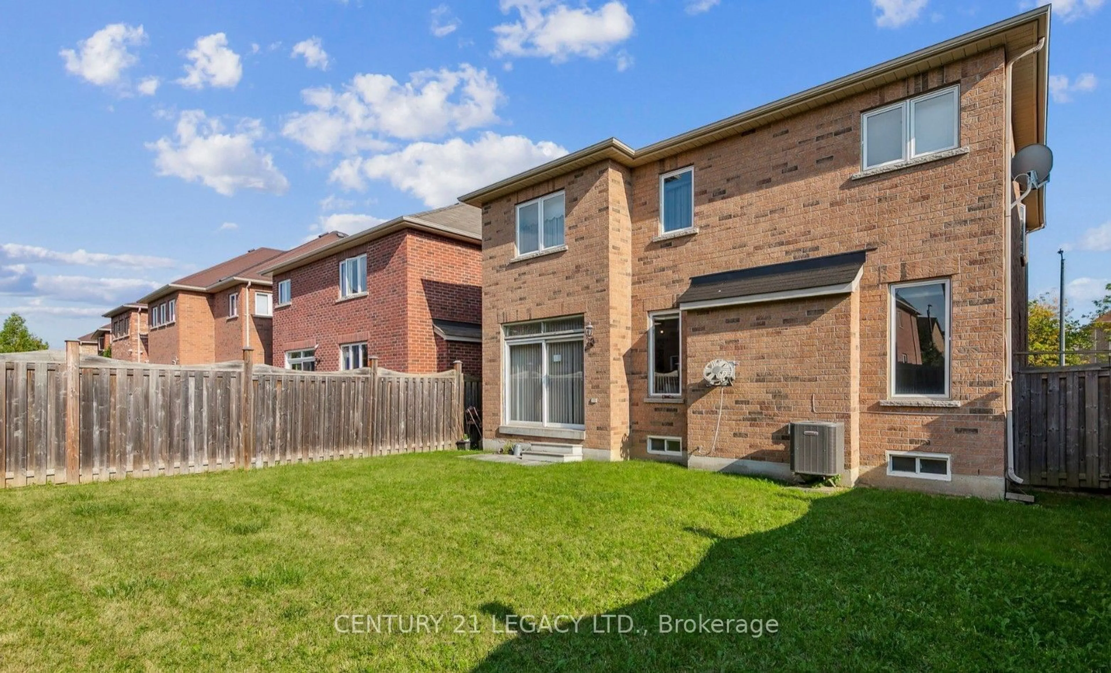 Unknown for 3208 Countess Cres, Mississauga Ontario L5M 0E2