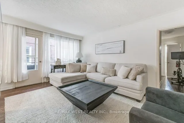 Additional property image - 136 Portland St