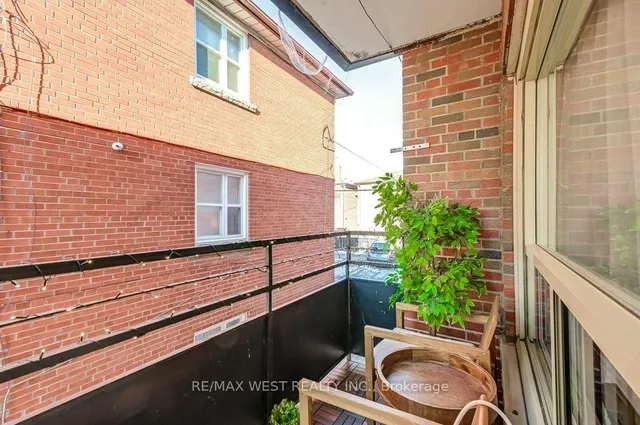 Additional property image - 136 Portland St