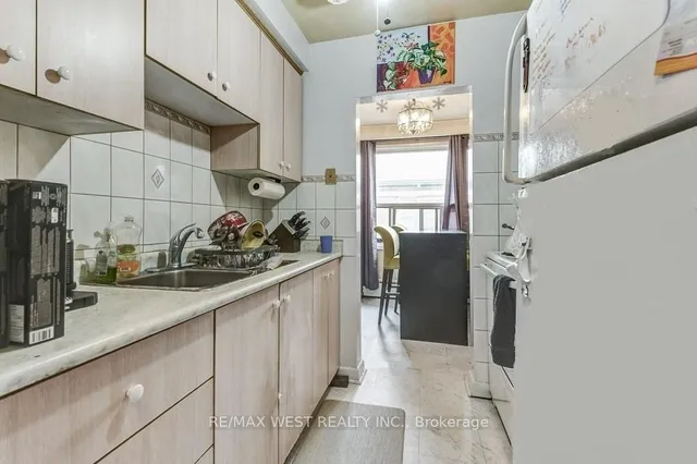 Additional property image - 136 Portland St