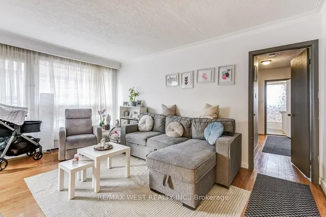 Additional property image - 136 Portland St