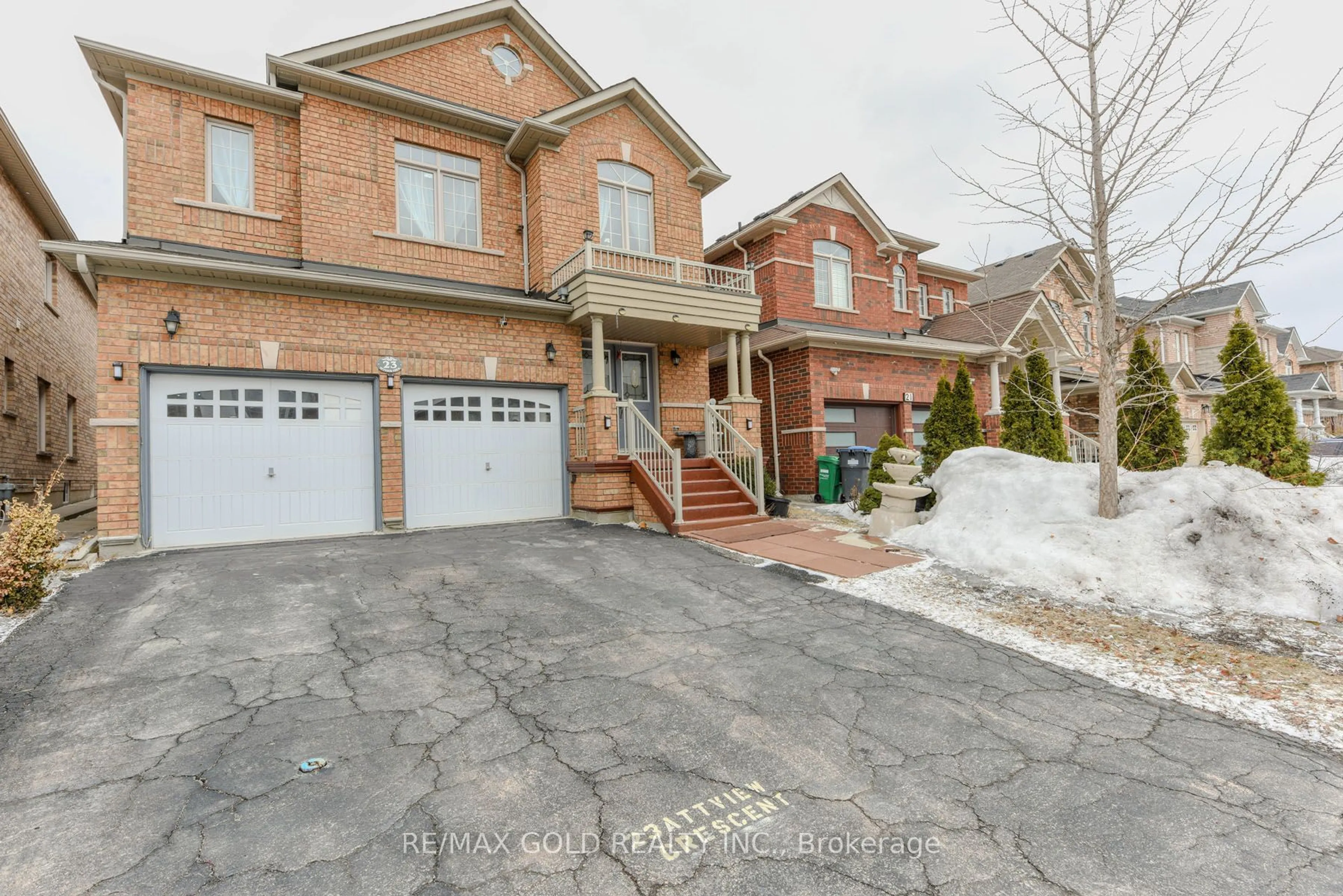 Home with brick exterior material, street for 23 Attview Cres, Brampton Ontario L6P 2R5