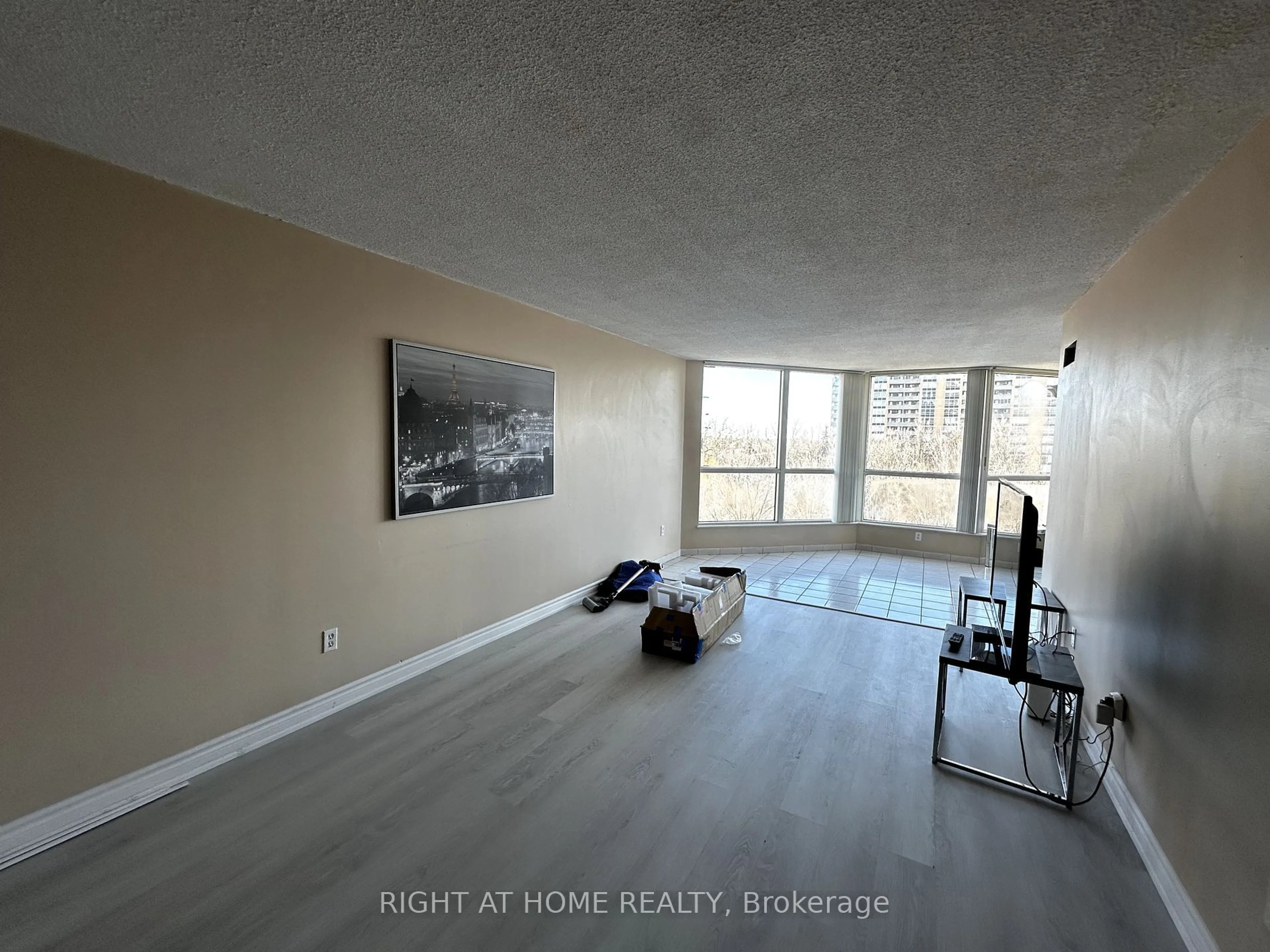 A pic of a room for 5 Rowntree Rd #404, Toronto Ontario M9V 5G9