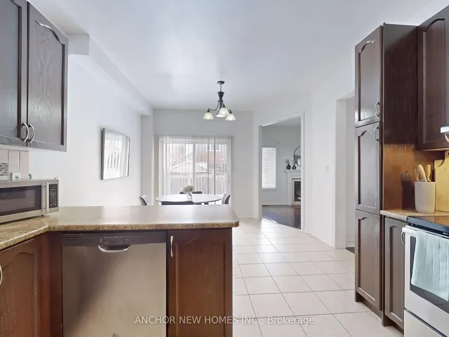 Additional property image - 15 New Hampshire Crt