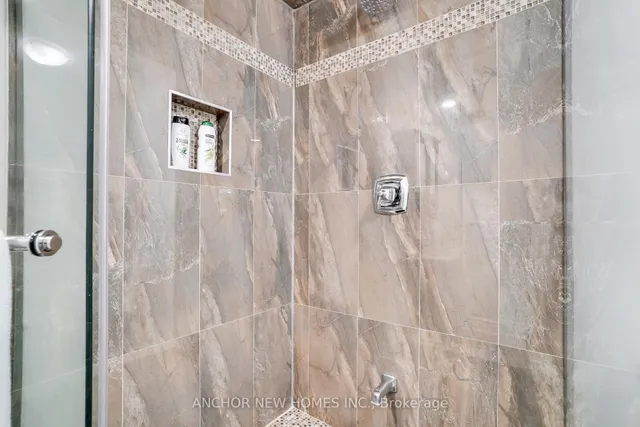 Additional property image - 15 New Hampshire Crt