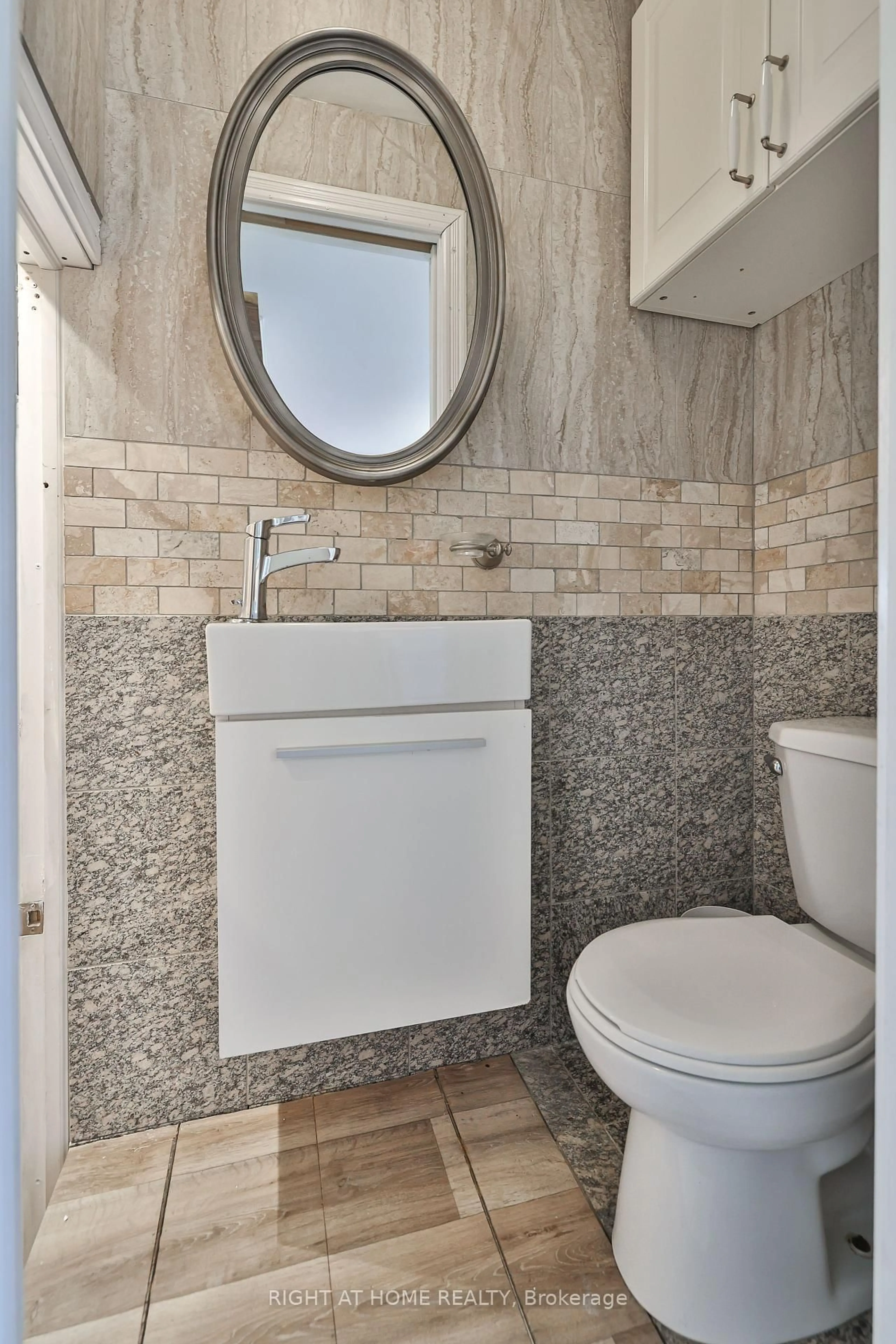 Standard bathroom, ceramic/tile floor for 35 Dayton Ave, Toronto Ontario M8Z 3L8