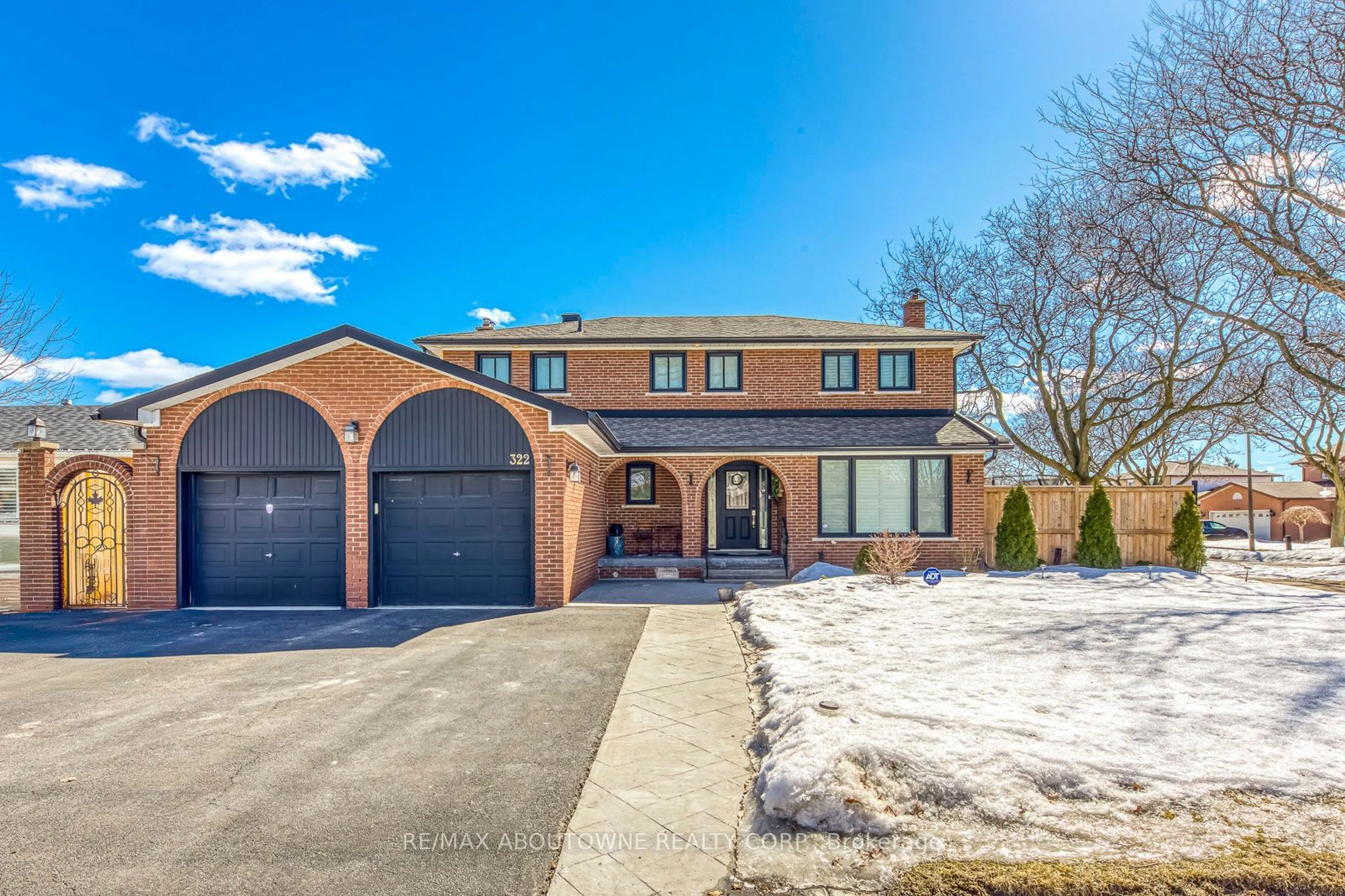 Home with brick exterior material, street for 322 MARY St, Oakville Ontario L6K 3P6