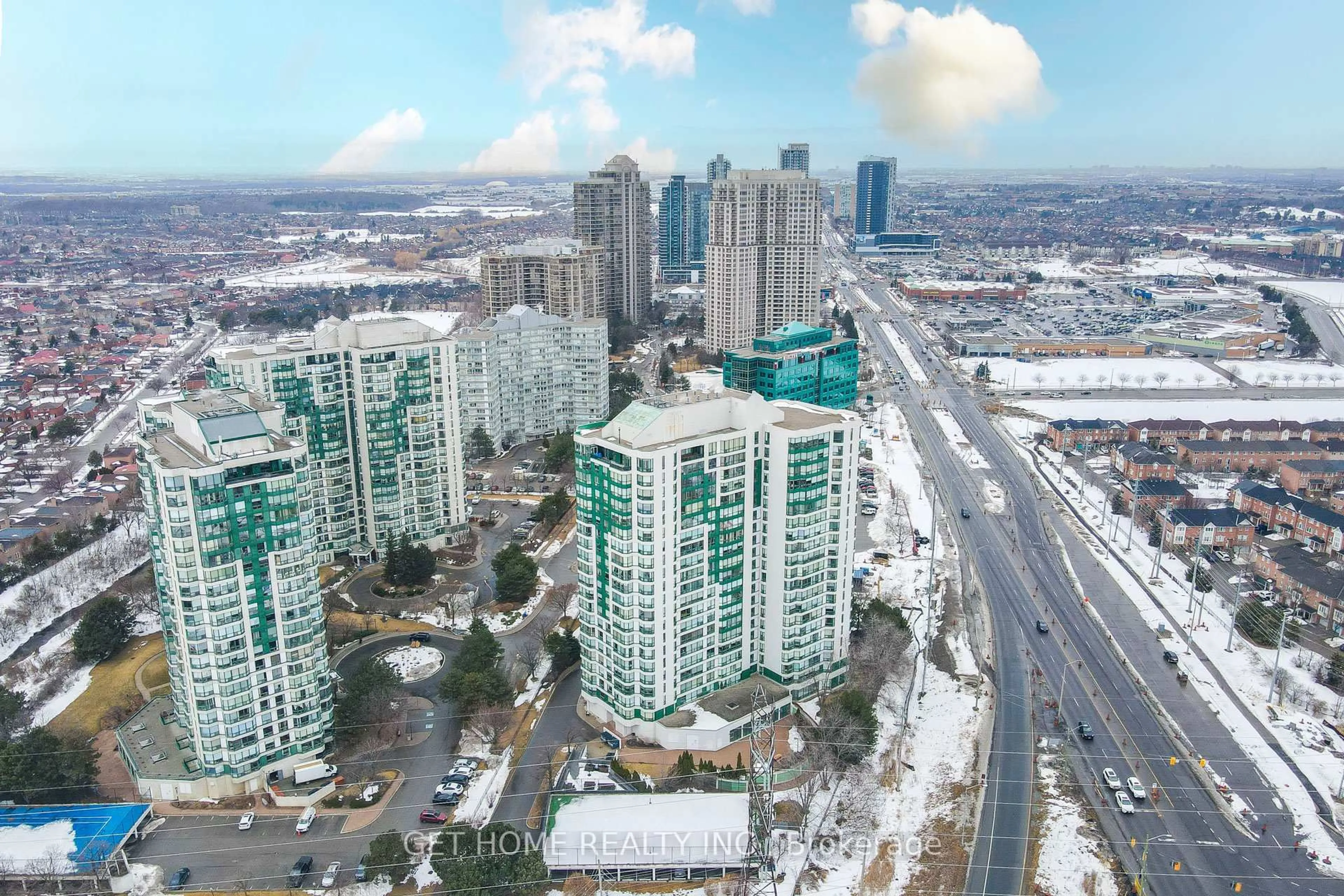 A pic from outside/outdoor area/front of a property/back of a property/a pic from drone, city buildings view from balcony for 4450 Tucana Crt #1901, Mississauga Ontario L5R 3R4