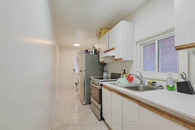 Additional property image - 105 Runnymede Rd