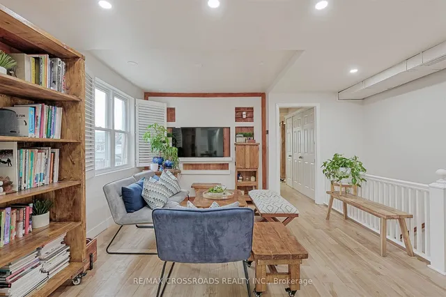 Additional property image - 105 Runnymede Rd