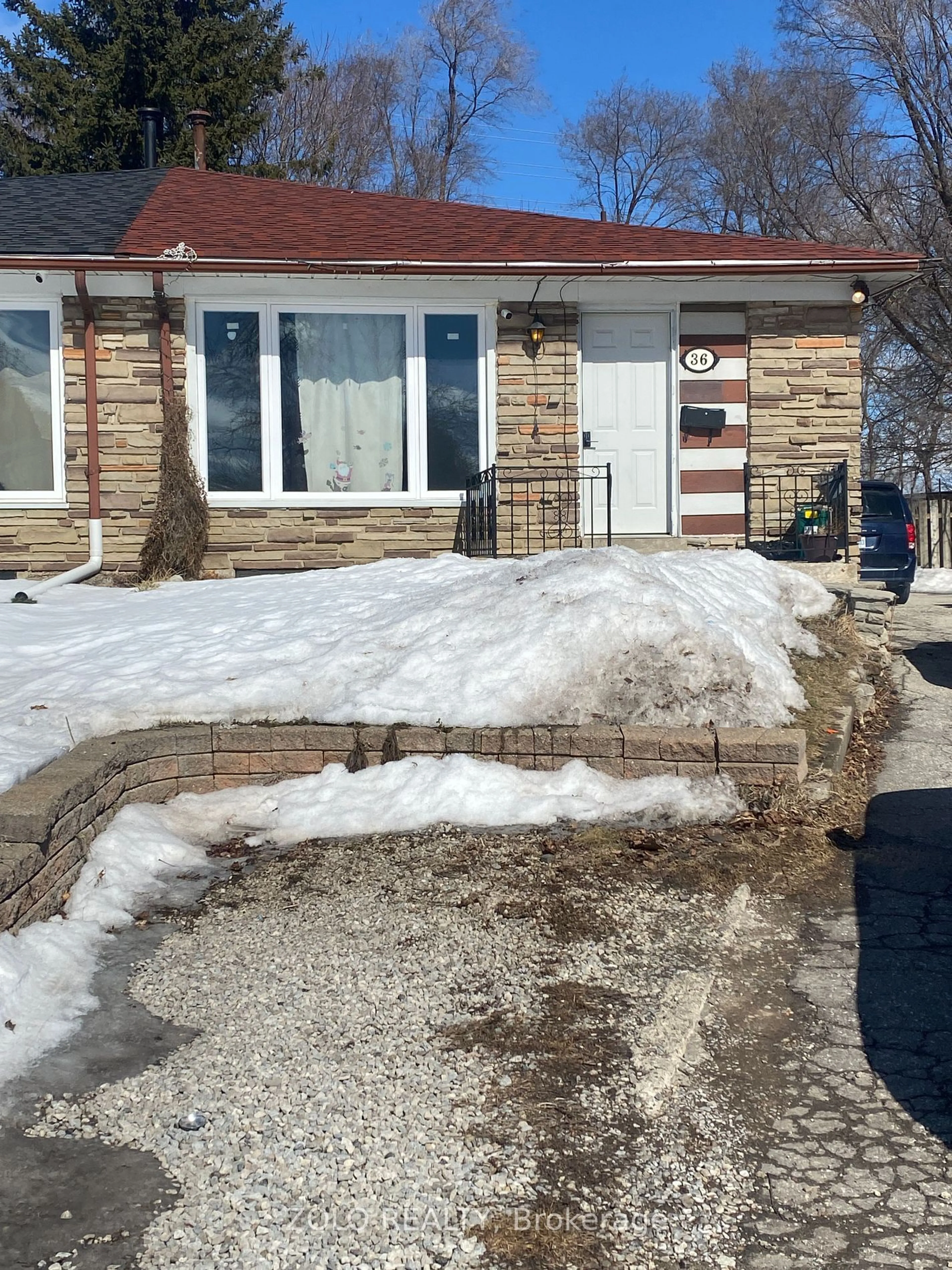 Home with brick exterior material, street for 36 Northwood Dr, Brampton Ontario L6X 2L2