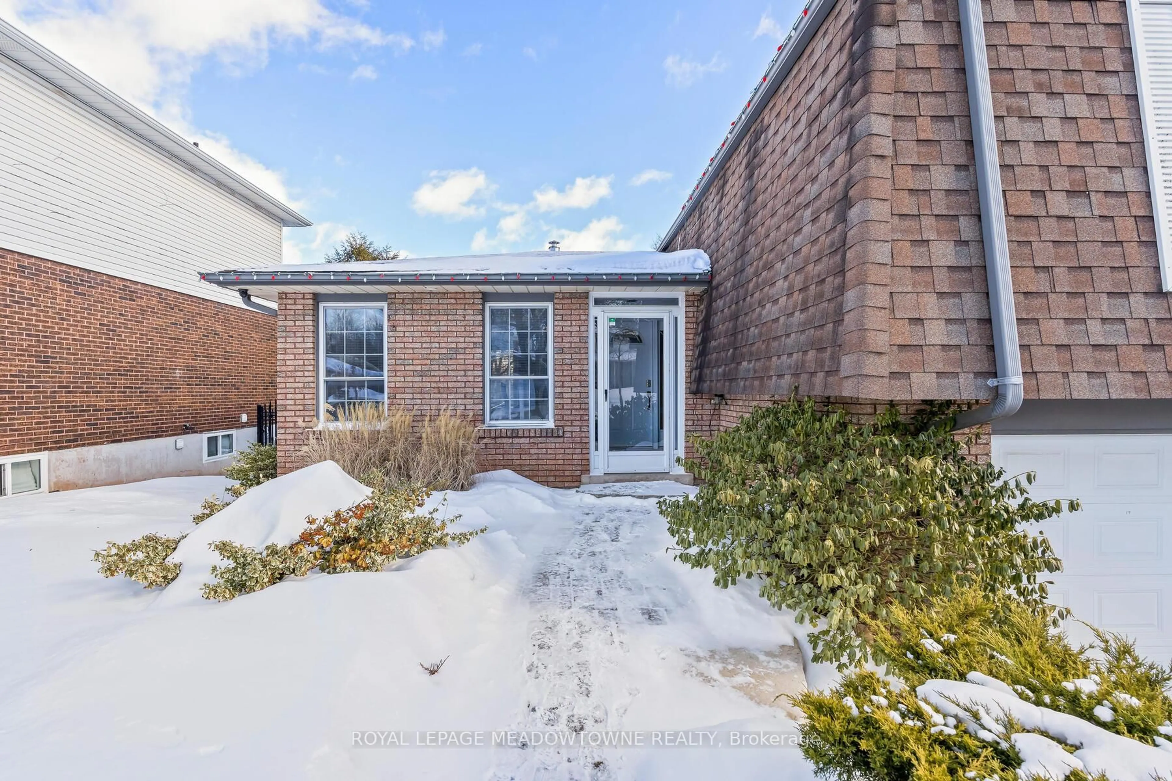 Home with brick exterior material, street for 63 Mary St, Halton Hills Ontario L7G 4V8