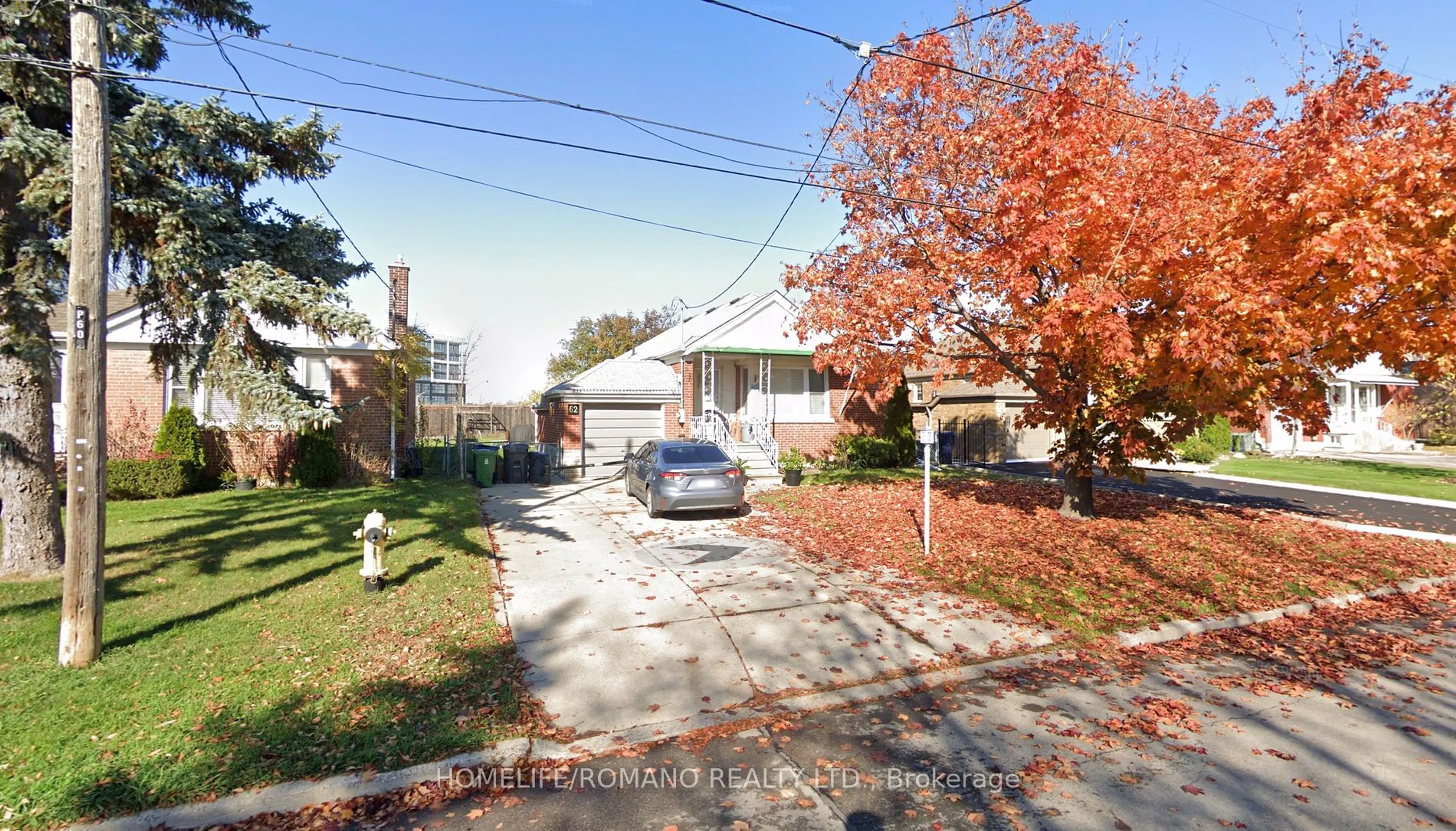 A pic from outside/outdoor area/front of a property/back of a property/a pic from drone, street for 62 Cuffley Cres, Toronto Ontario M3K 1Y2