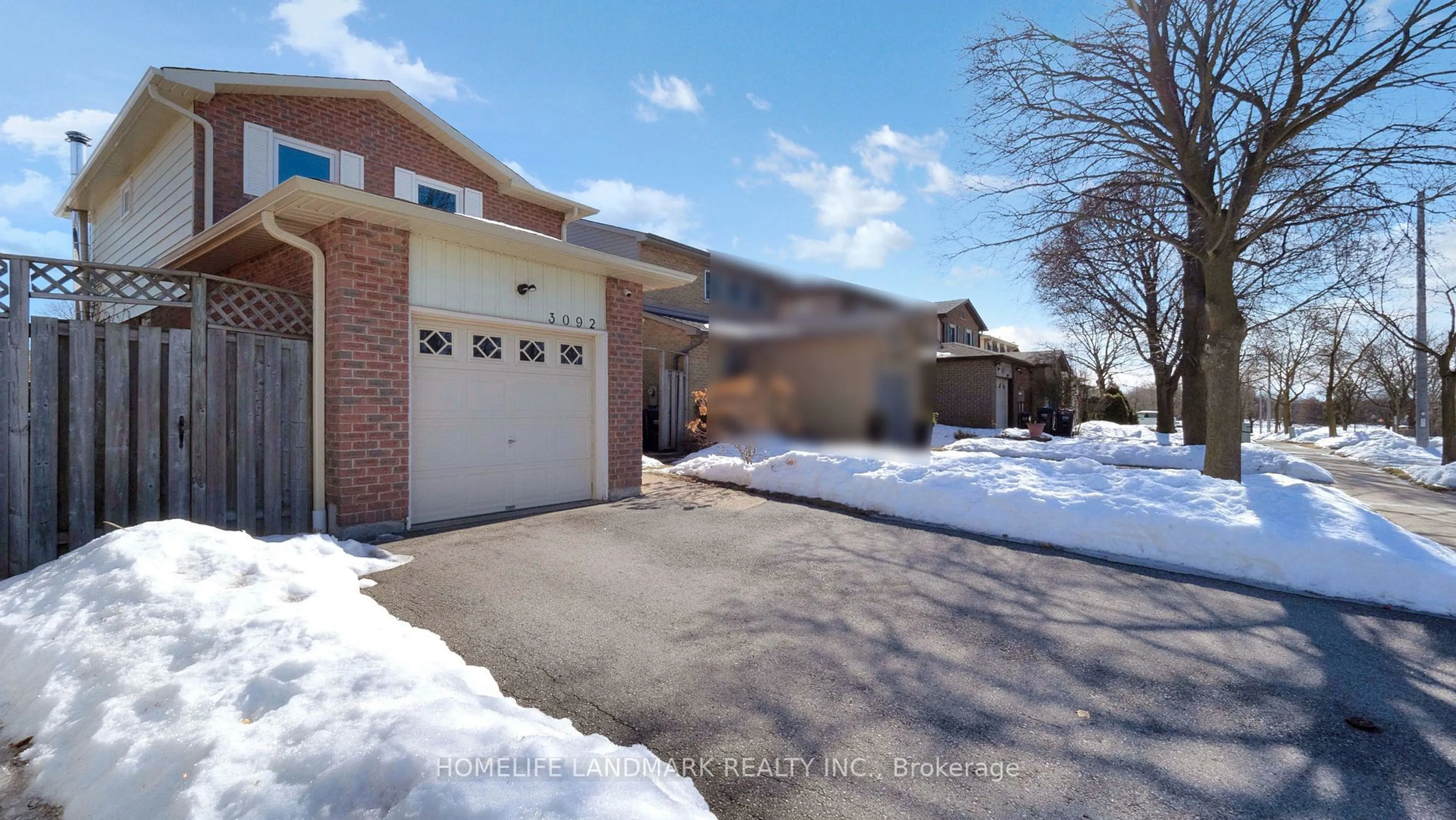 Home with brick exterior material, street for 3092 Plum Tree Cres, Mississauga Ontario L5N 4W9