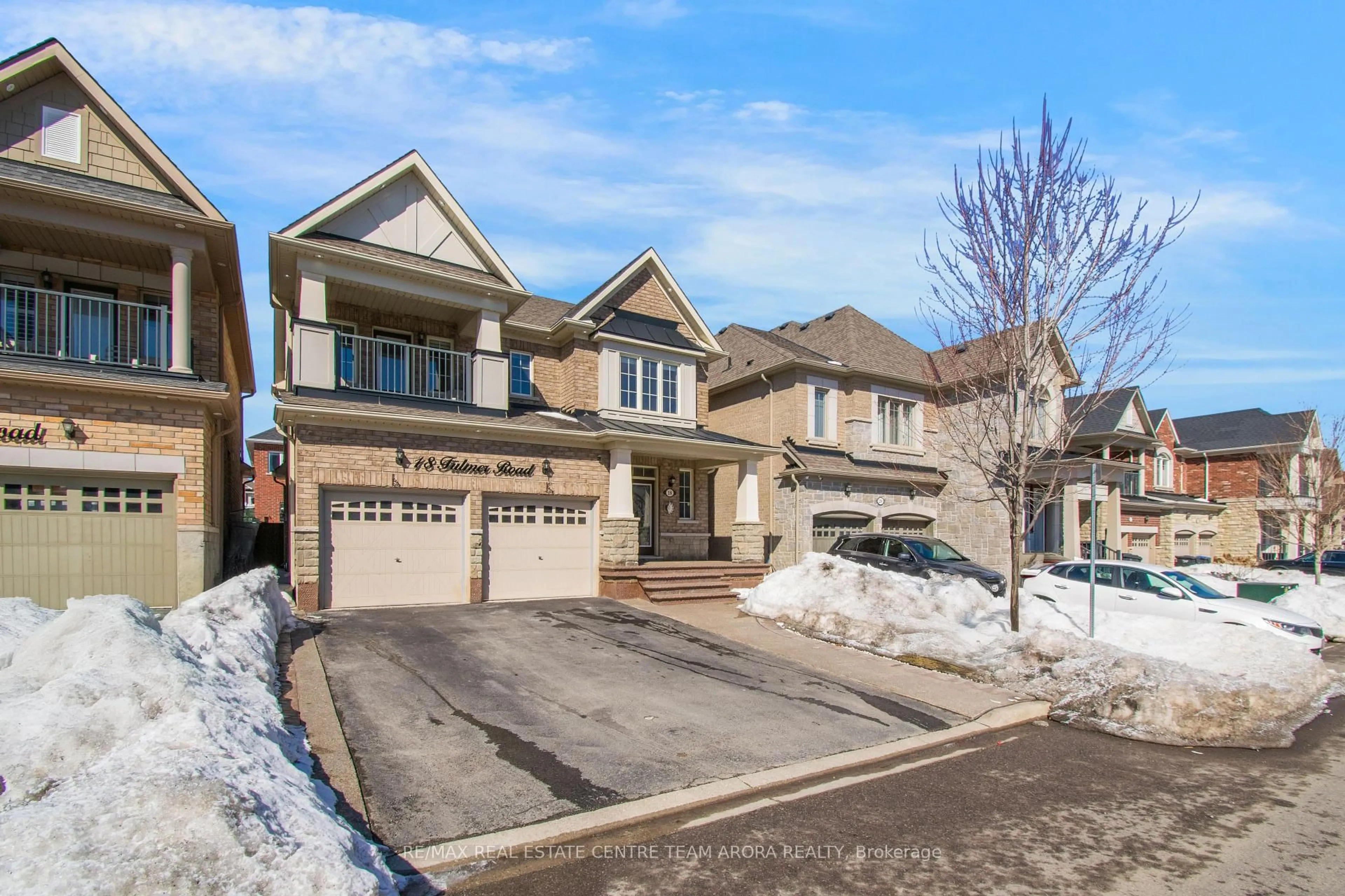 Home with brick exterior material, street for 18 Fulmer Rd, Brampton Ontario L7A 4L9