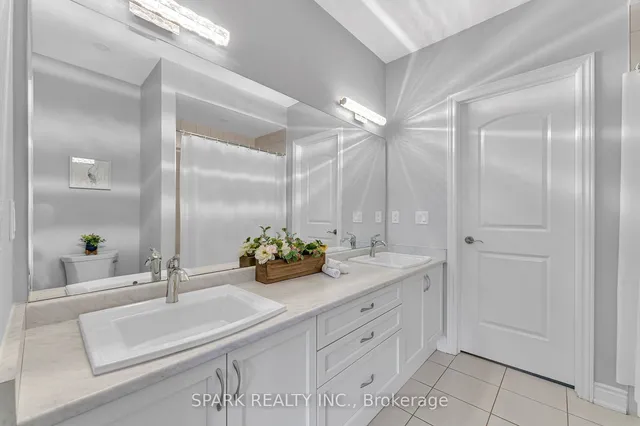 Additional property image - 60 Viva Gdns