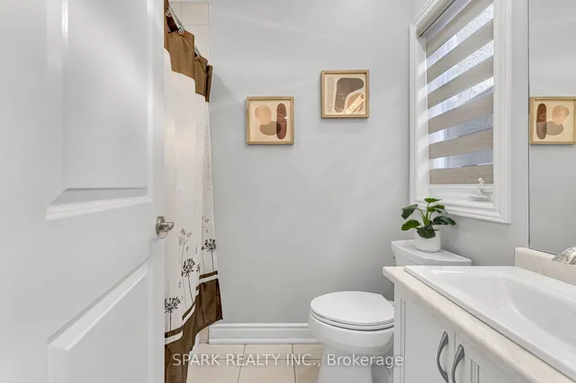 Additional property image - 60 Viva Gdns