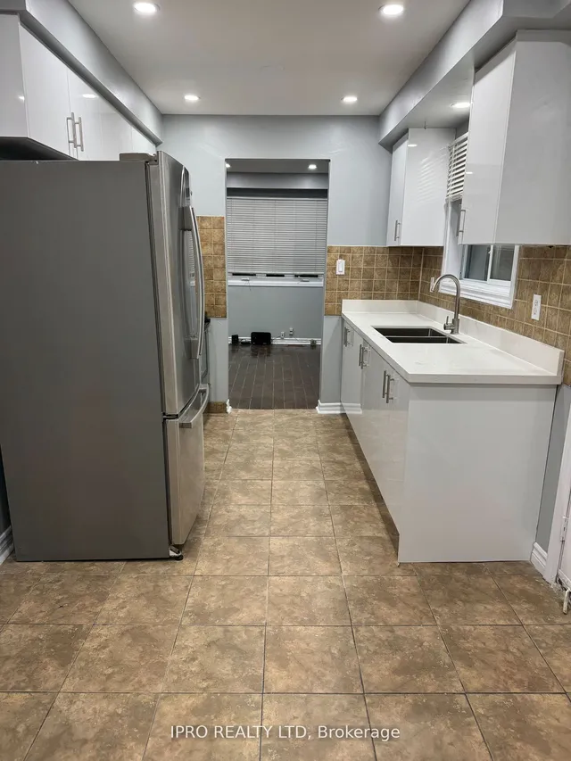 Additional property image - 7458 Catalpa Rd