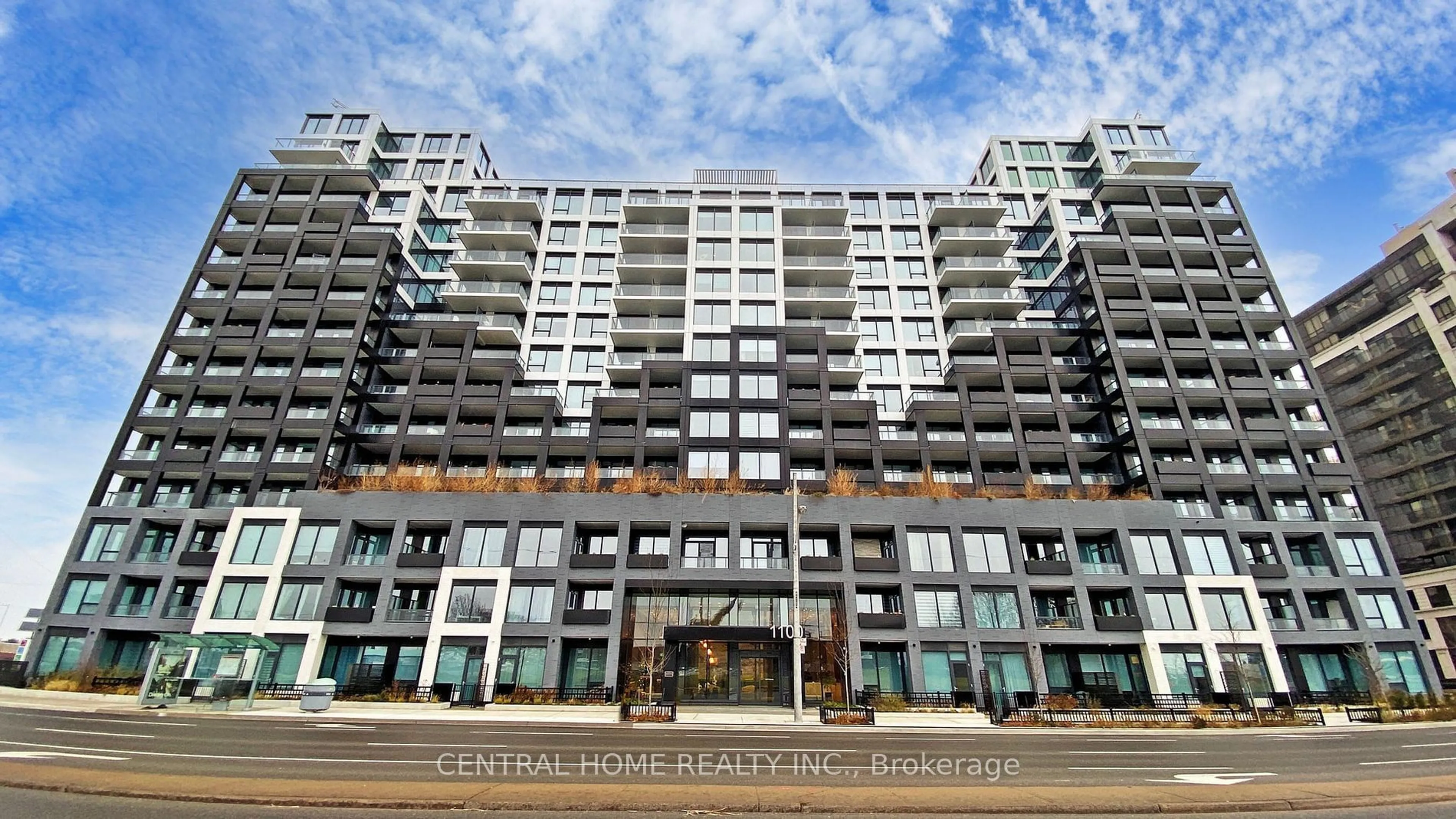 Indoor foyer for 1100 Sheppard Ave #626, Toronto Ontario M3A 0G8