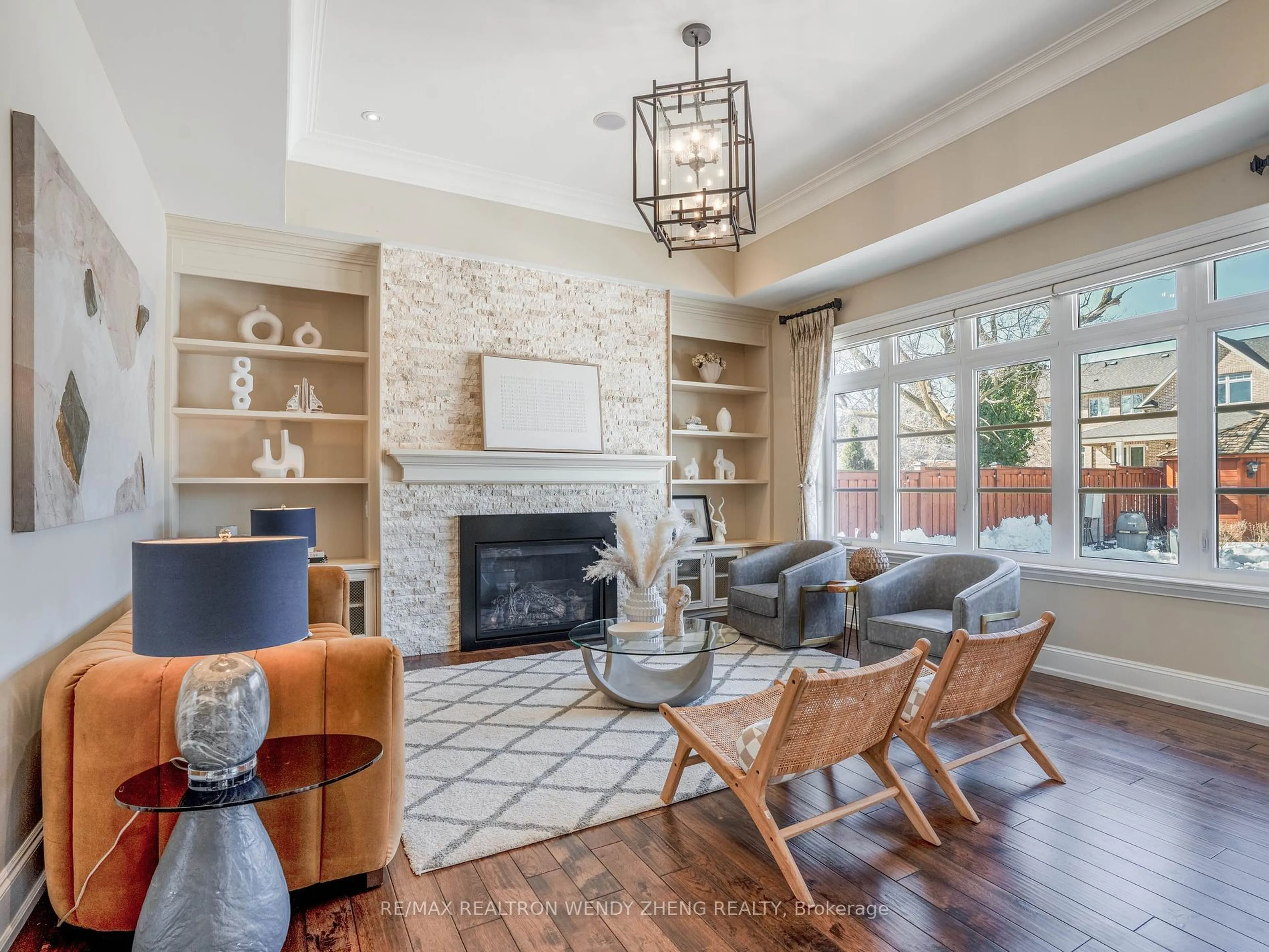 Living room with furniture, unknown for 1349 SECORD Ave, Oakville Ontario L6L 2K9