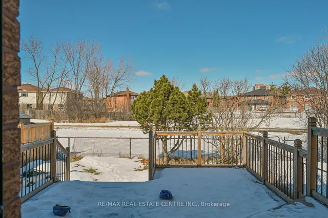 Primary image of 83 Acadian Hts